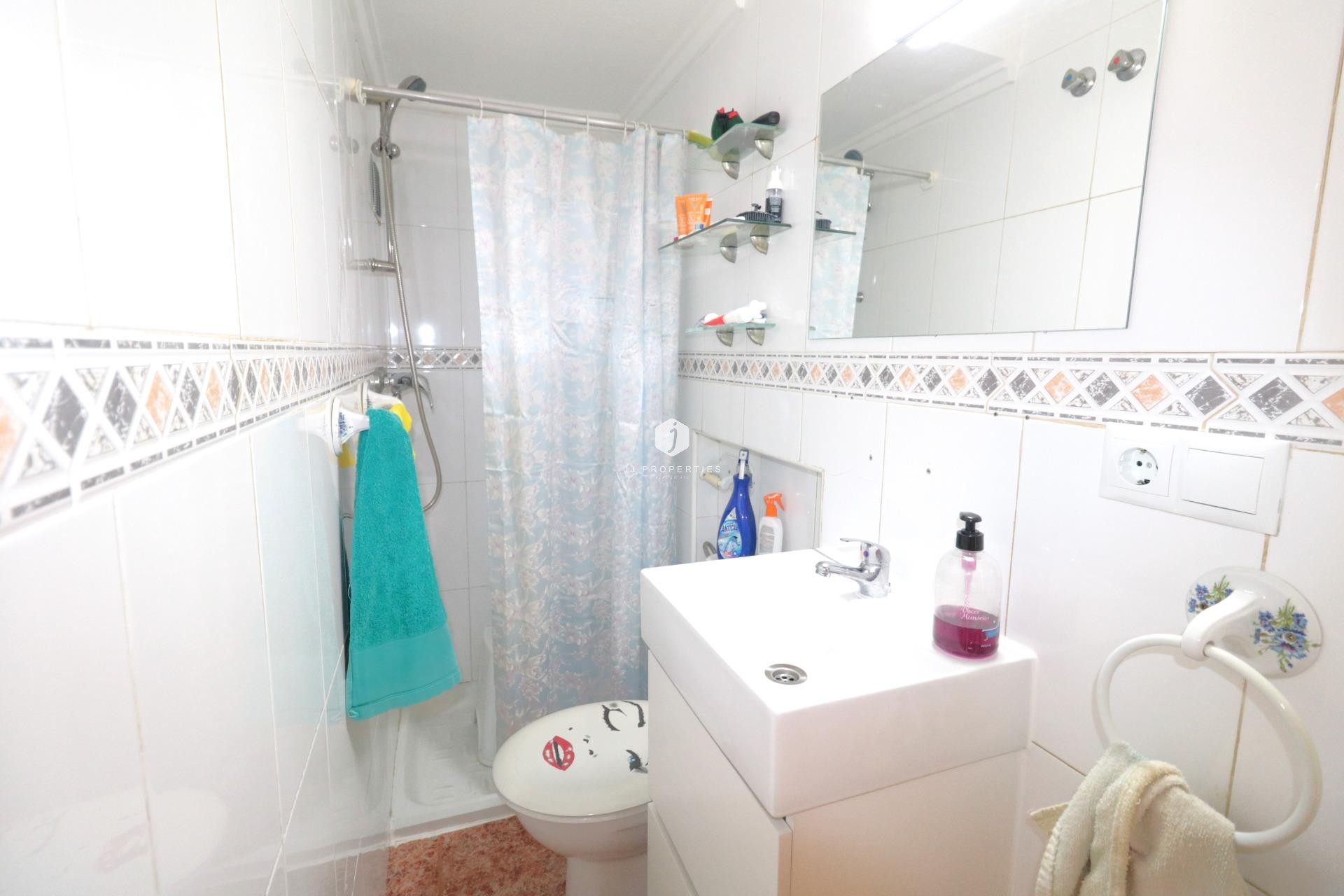 Resale - Chalet -
Torrevieja - Carrefour