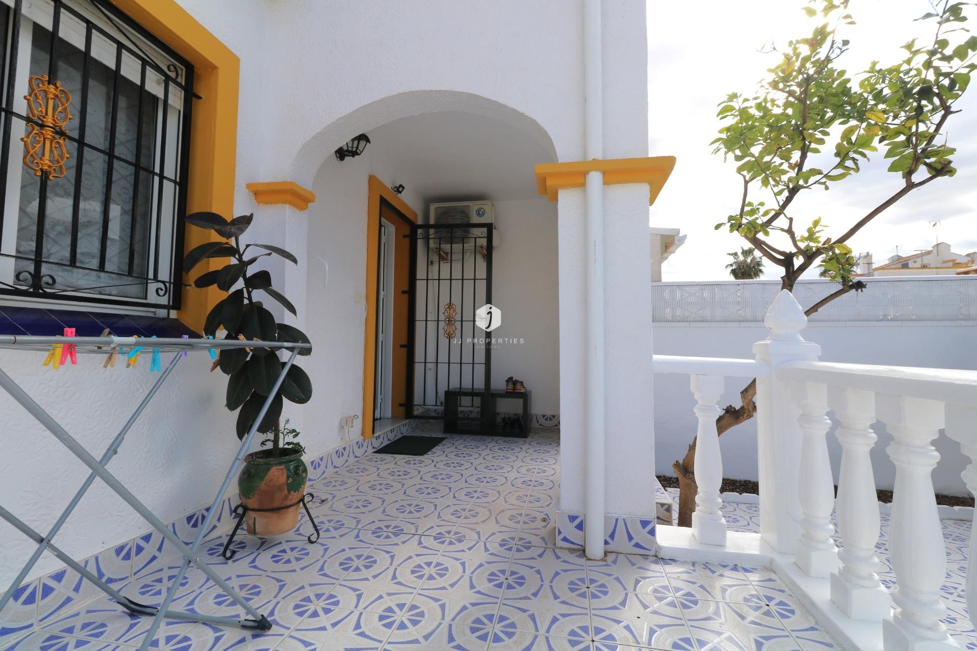 Resale - Chalet -
Torrevieja - Carrefour