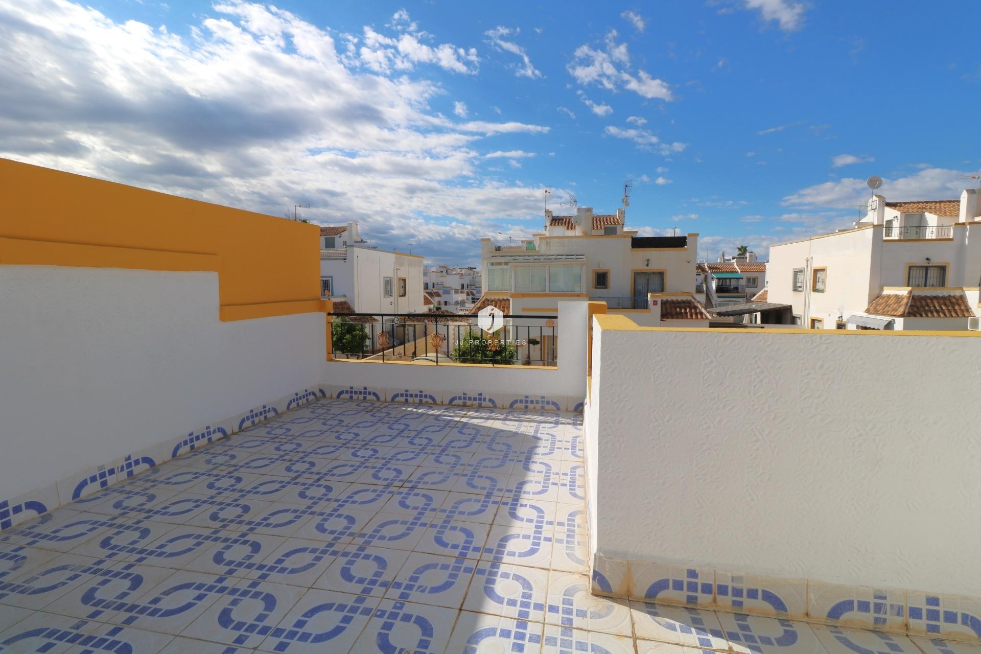Resale - Chalet -
Torrevieja - Carrefour