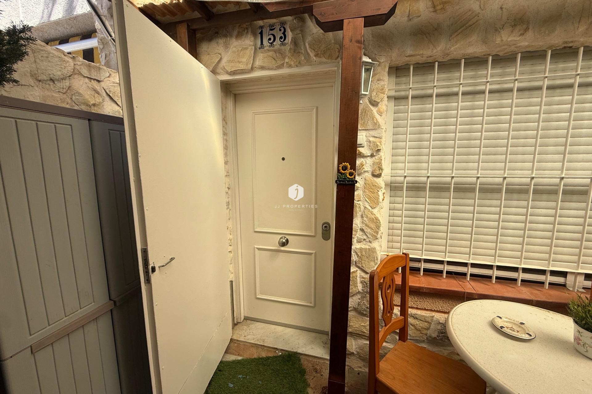 Resale - Chalet -
Torrevieja - Carrefour