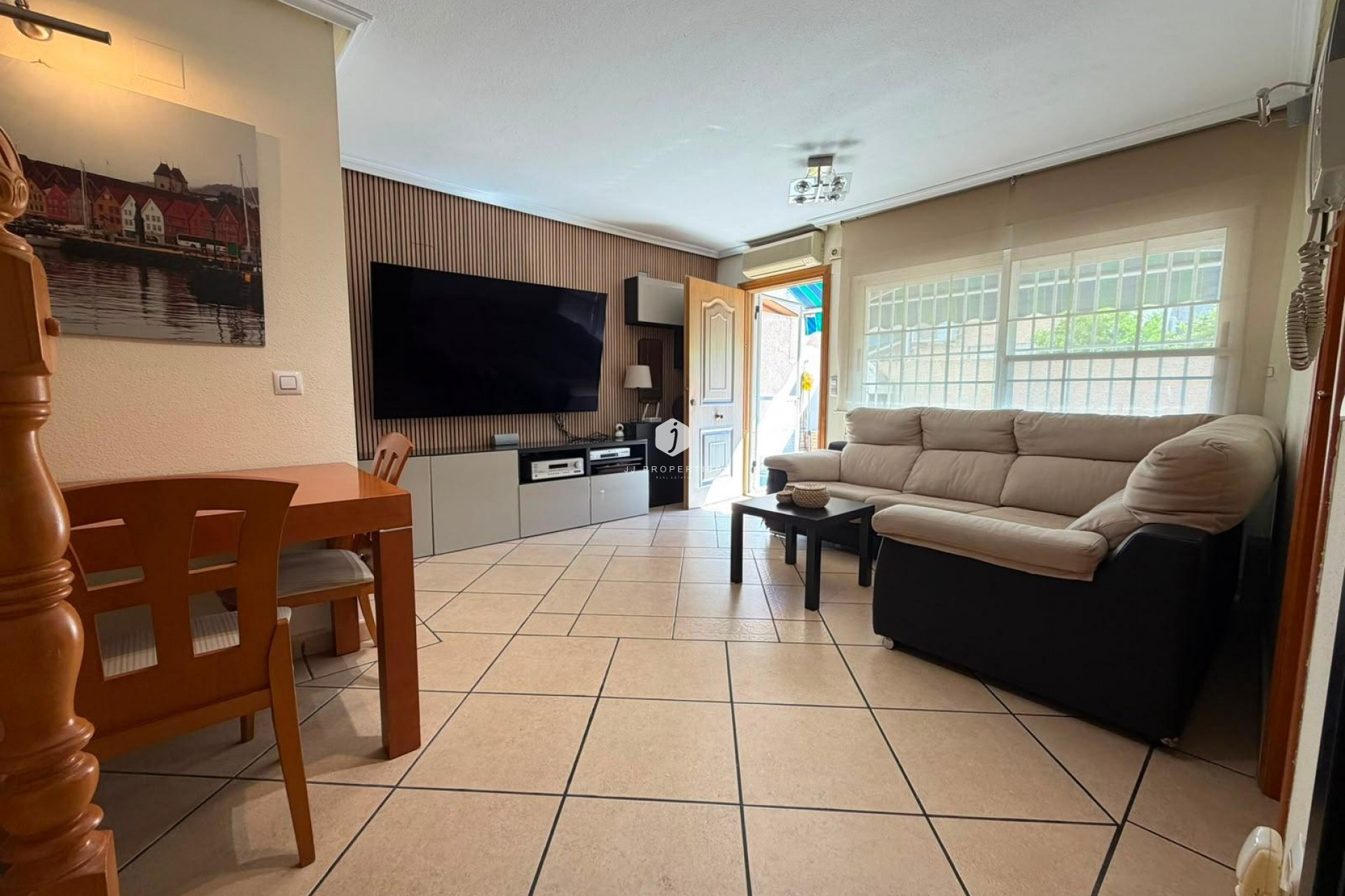 Resale - Chalet -
Torrevieja - Carrefour