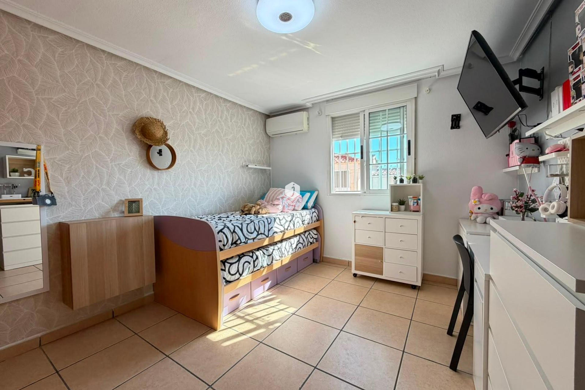 Resale - Chalet -
Torrevieja - Carrefour