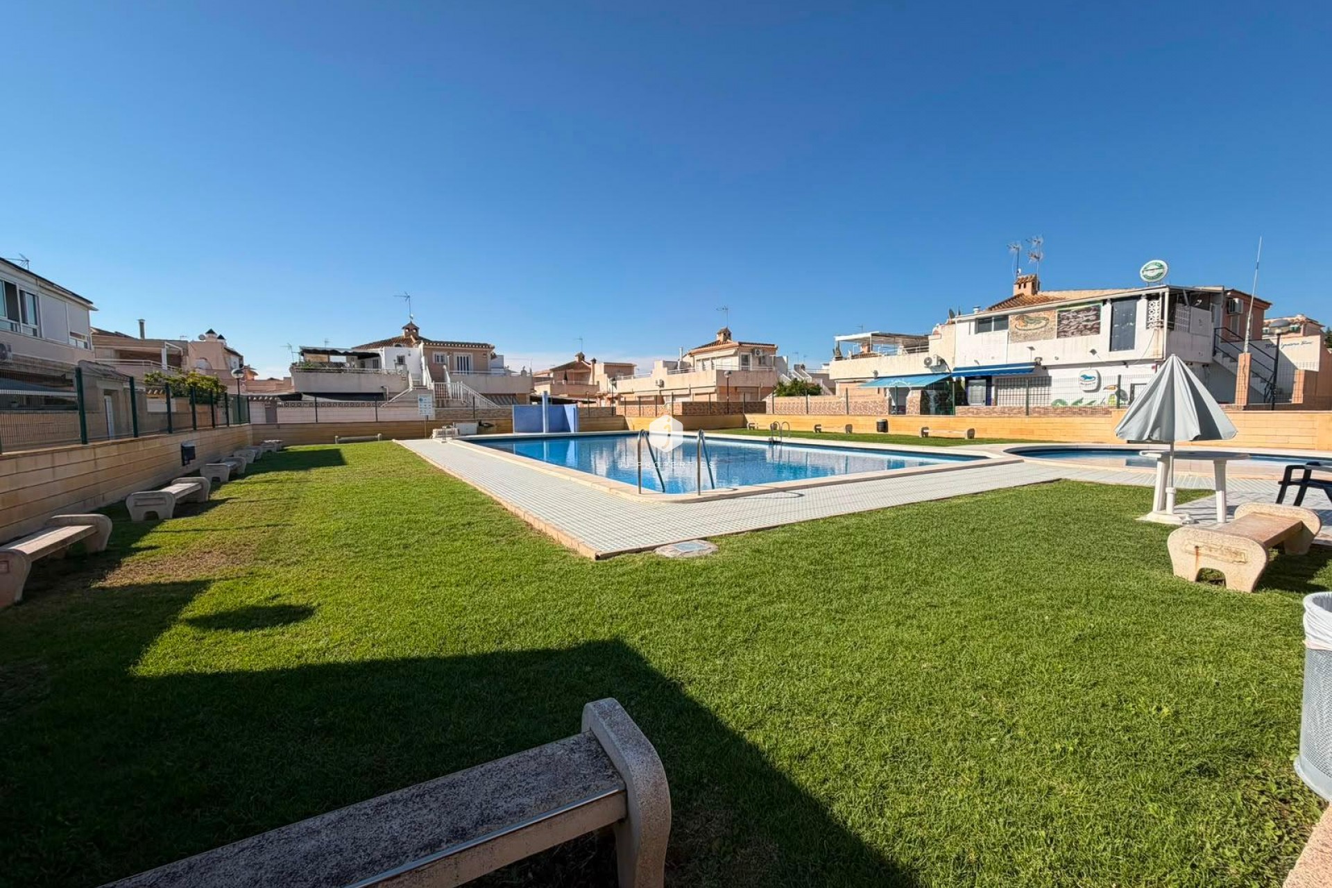 Resale - Chalet -
Torrevieja - Carrefour