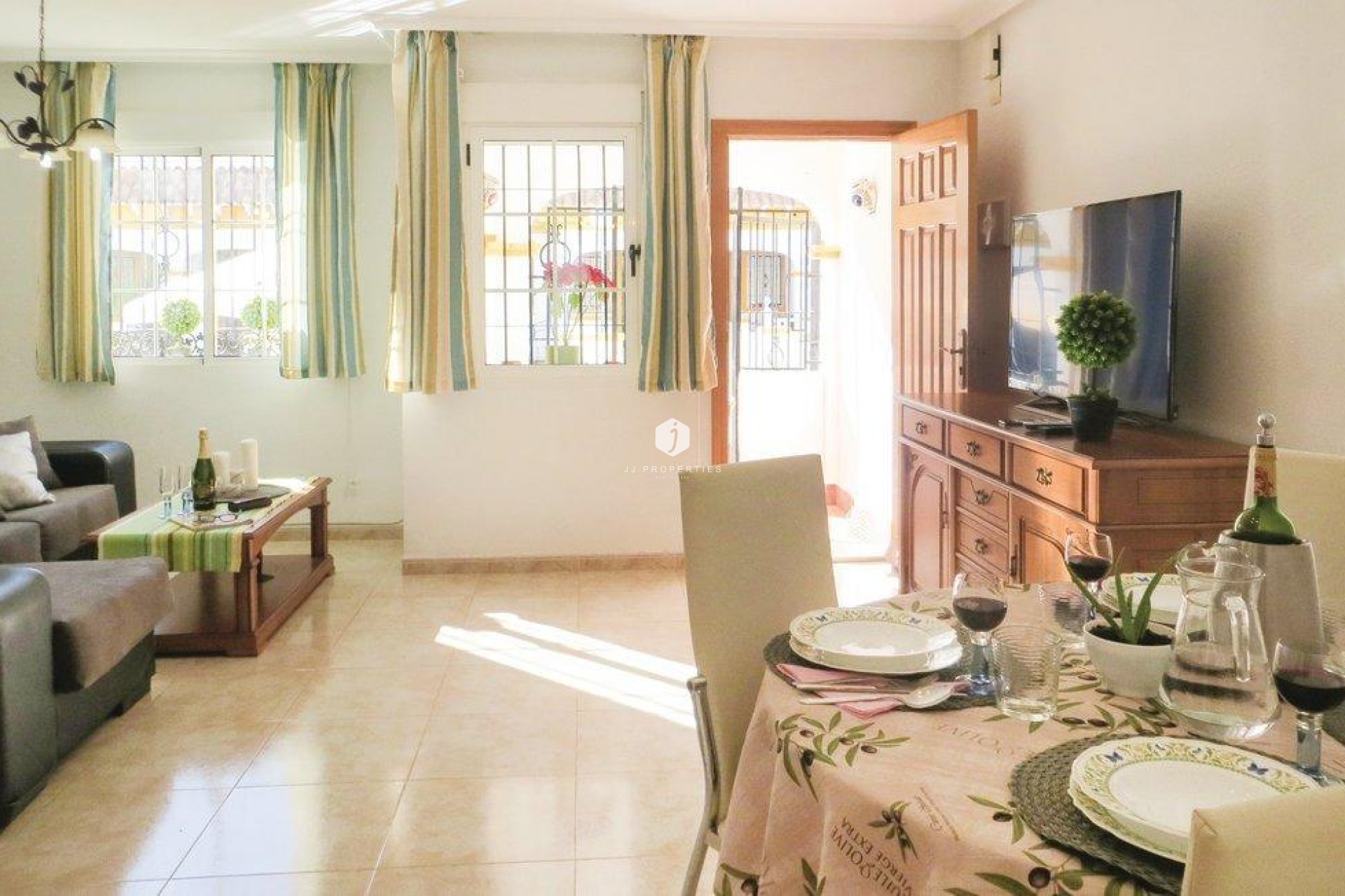 Resale - Chalet -
Torrevieja - Carrefour
