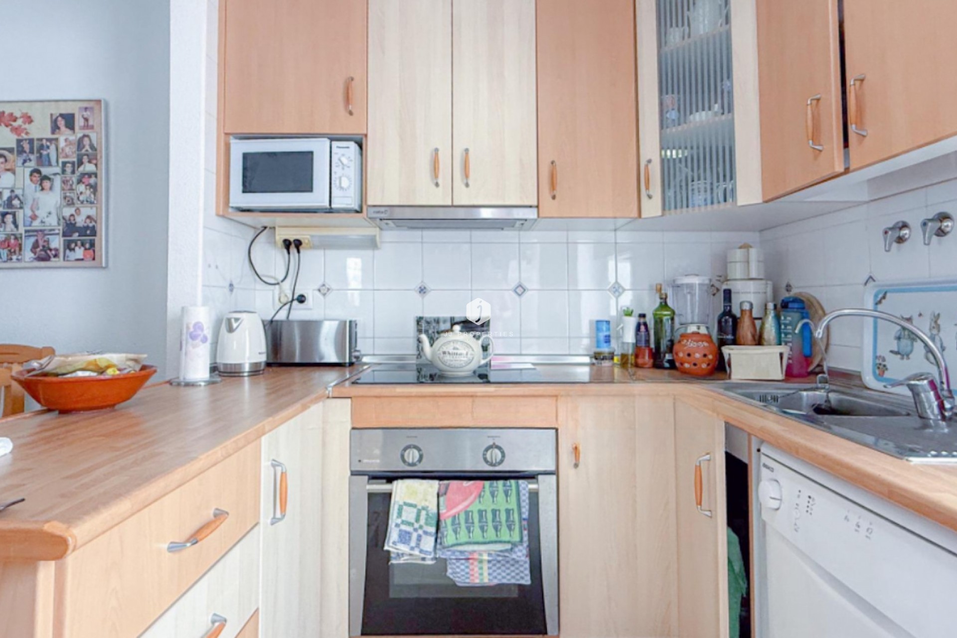 Resale - Chalet -
Torrevieja - Costa Blanca