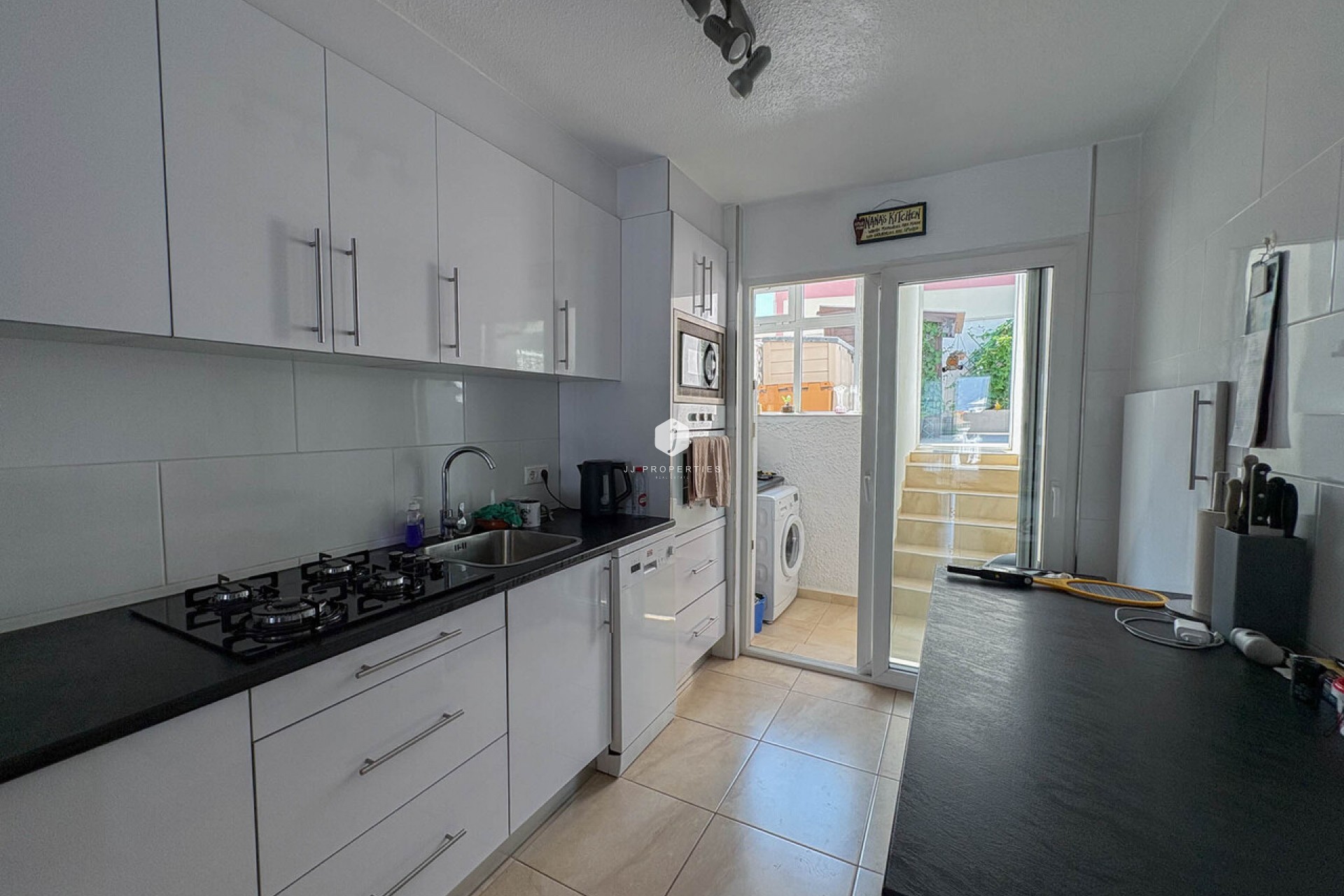 Resale - Chalet -
Torrevieja - Costa Blanca