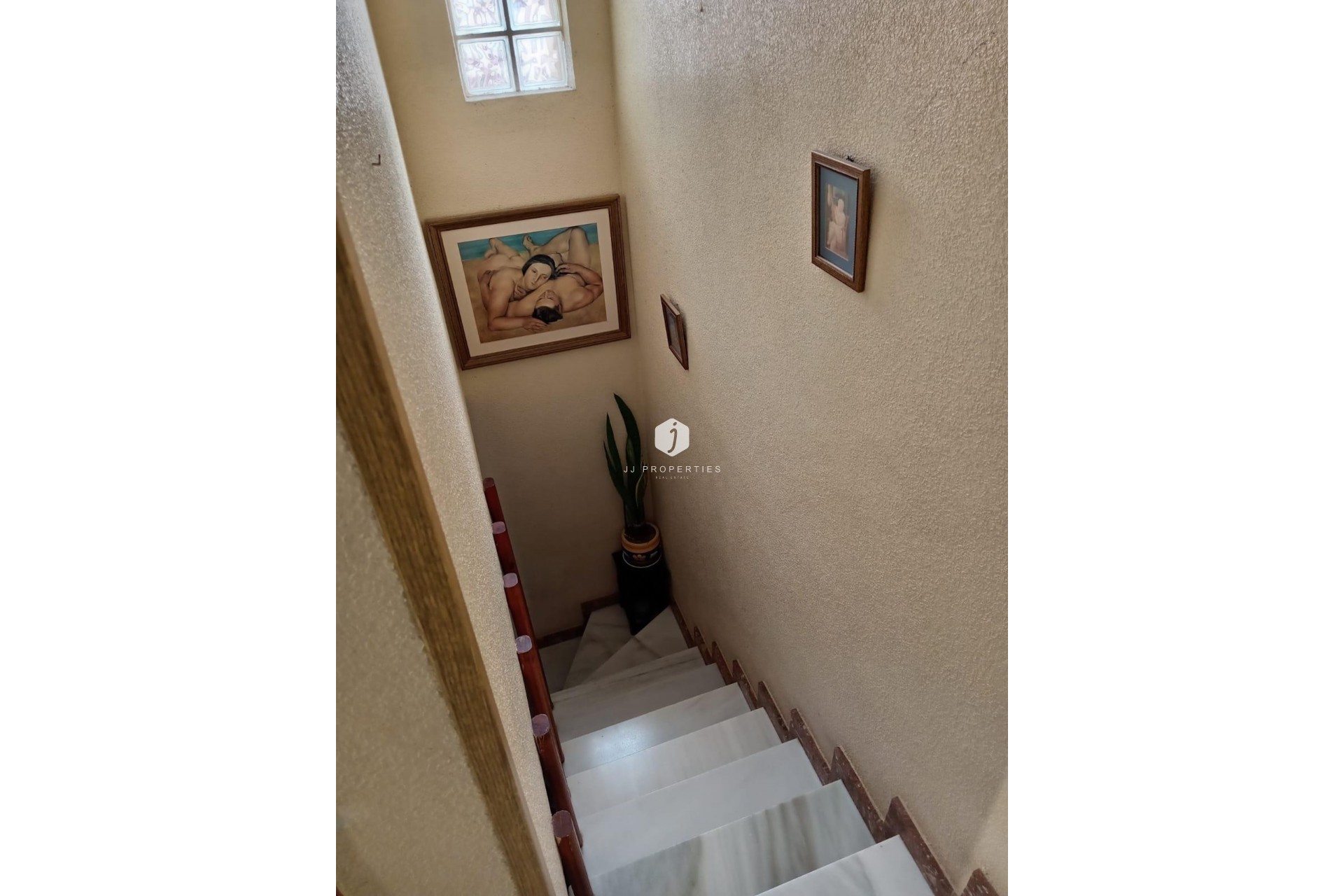 Resale - Chalet -
Torrevieja - Costa Blanca