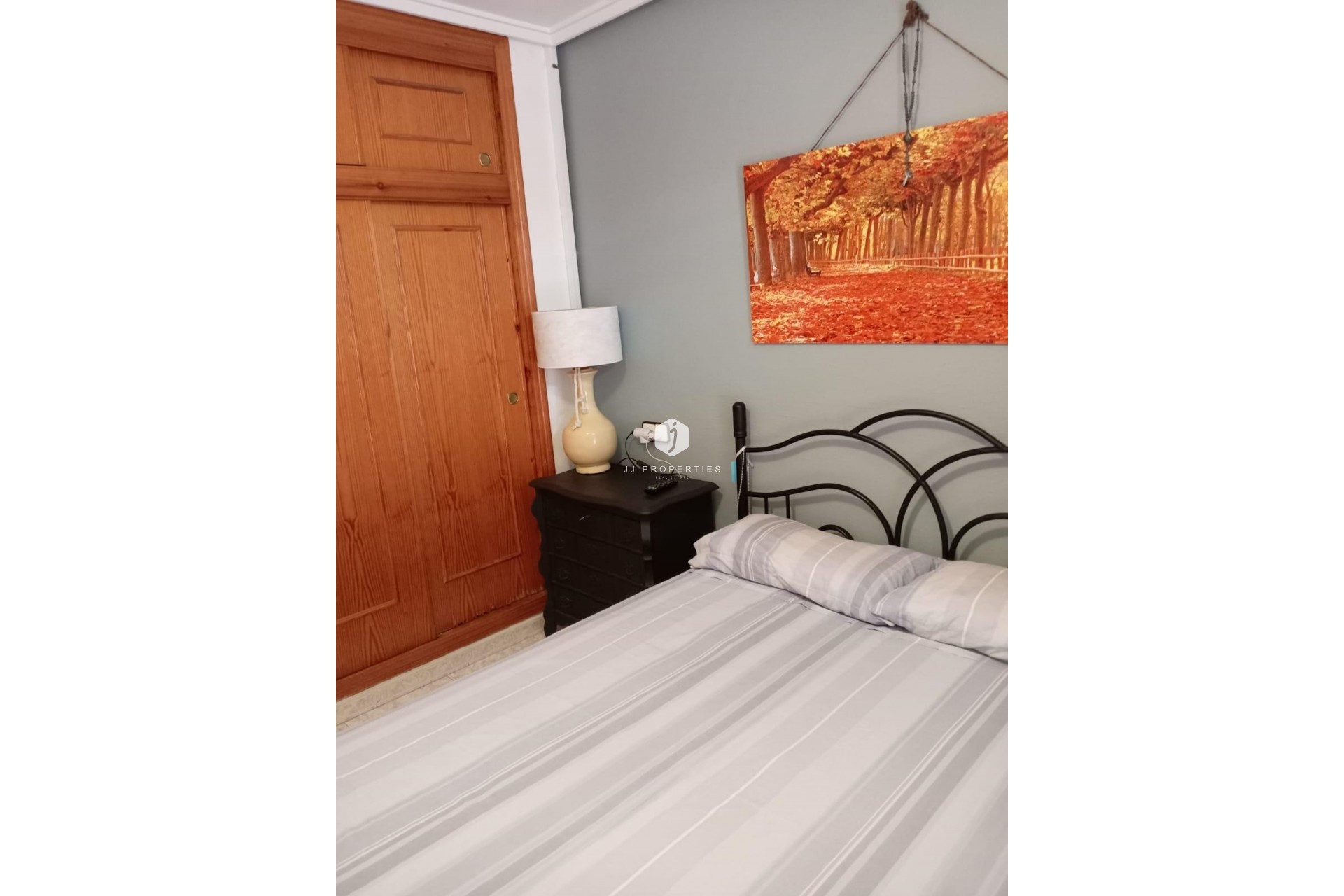 Resale - Chalet -
Torrevieja - Costa Blanca