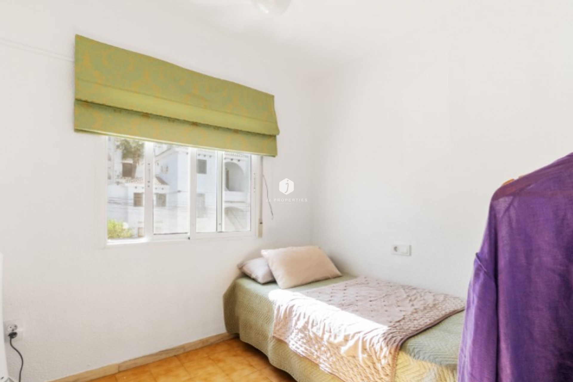 Resale - Chalet -
Torrevieja - Costa Blanca