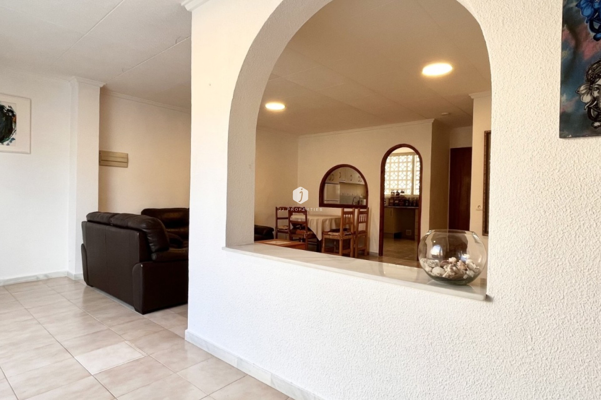 Resale - Chalet -
Torrevieja - Costa Blanca