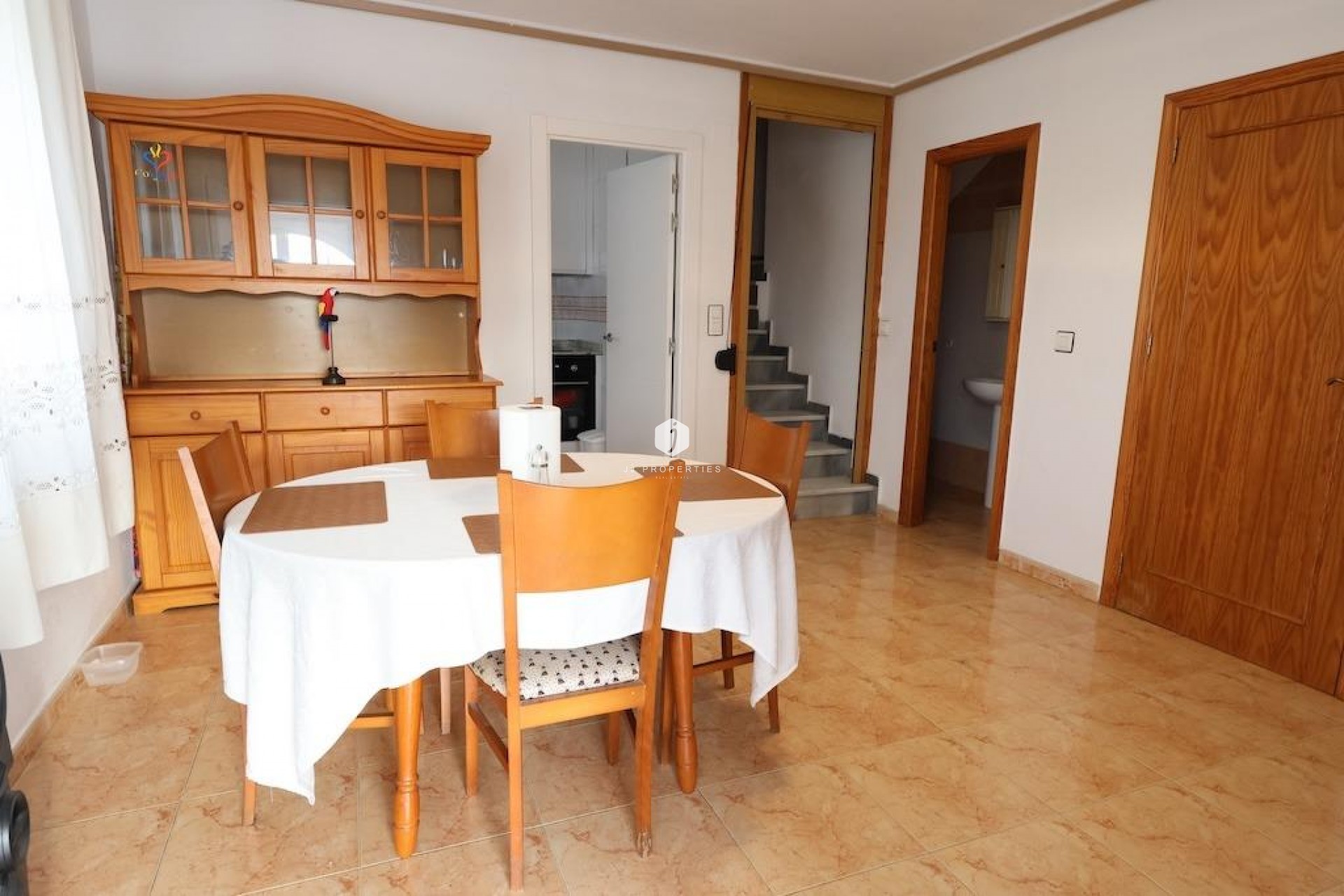 Resale - Chalet -
Torrevieja - Costa Blanca