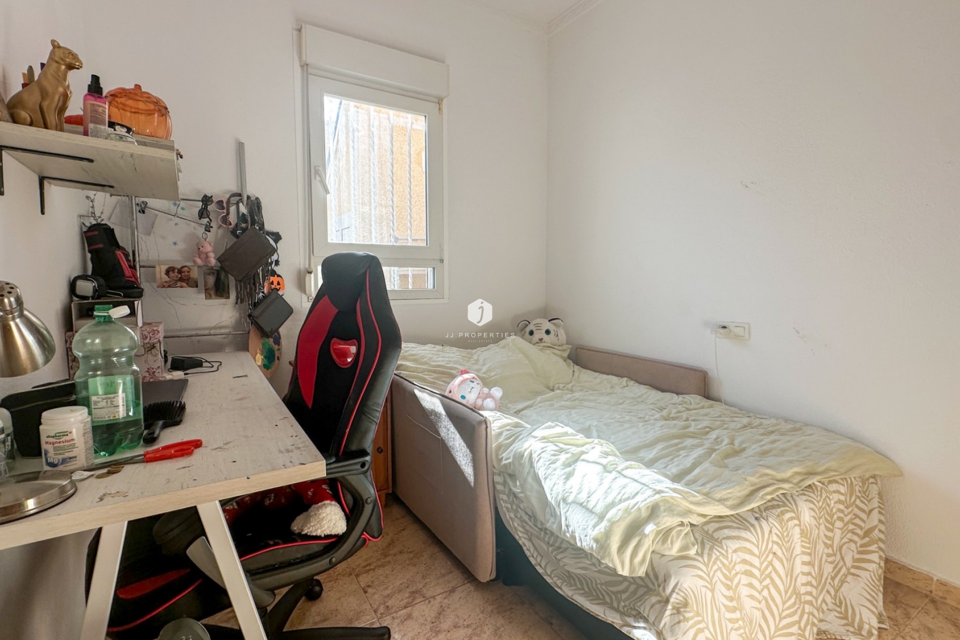 Resale - Chalet -
Torrevieja - Costa Blanca