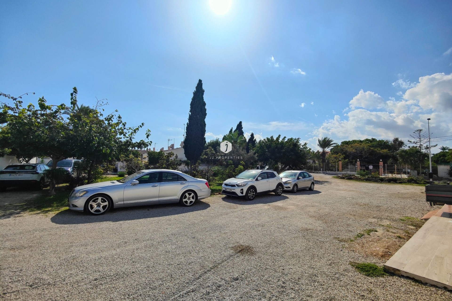 Resale - Chalet -
Torrevieja - Costa Blanca