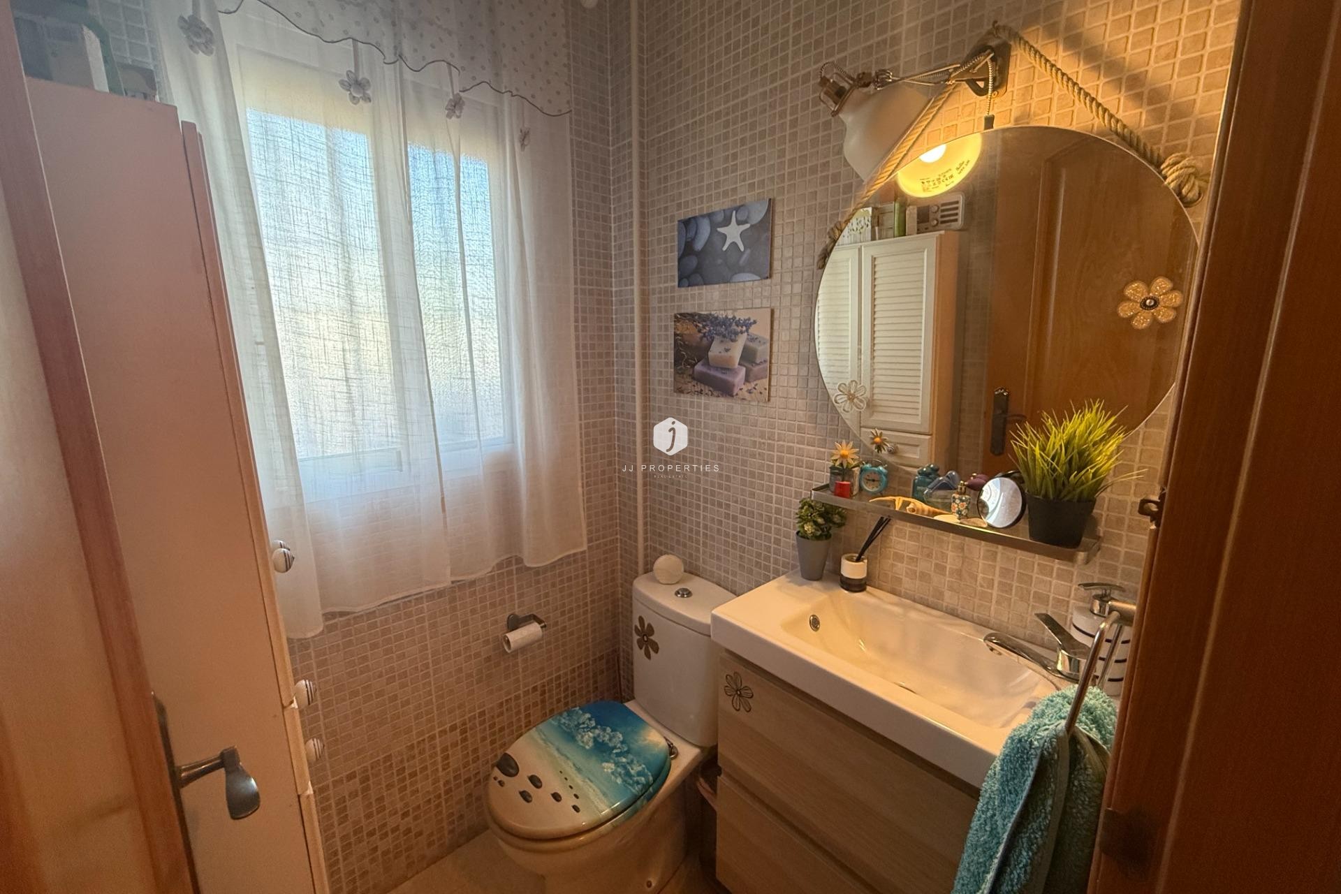 Resale - Chalet -
Torrevieja - El Limonar