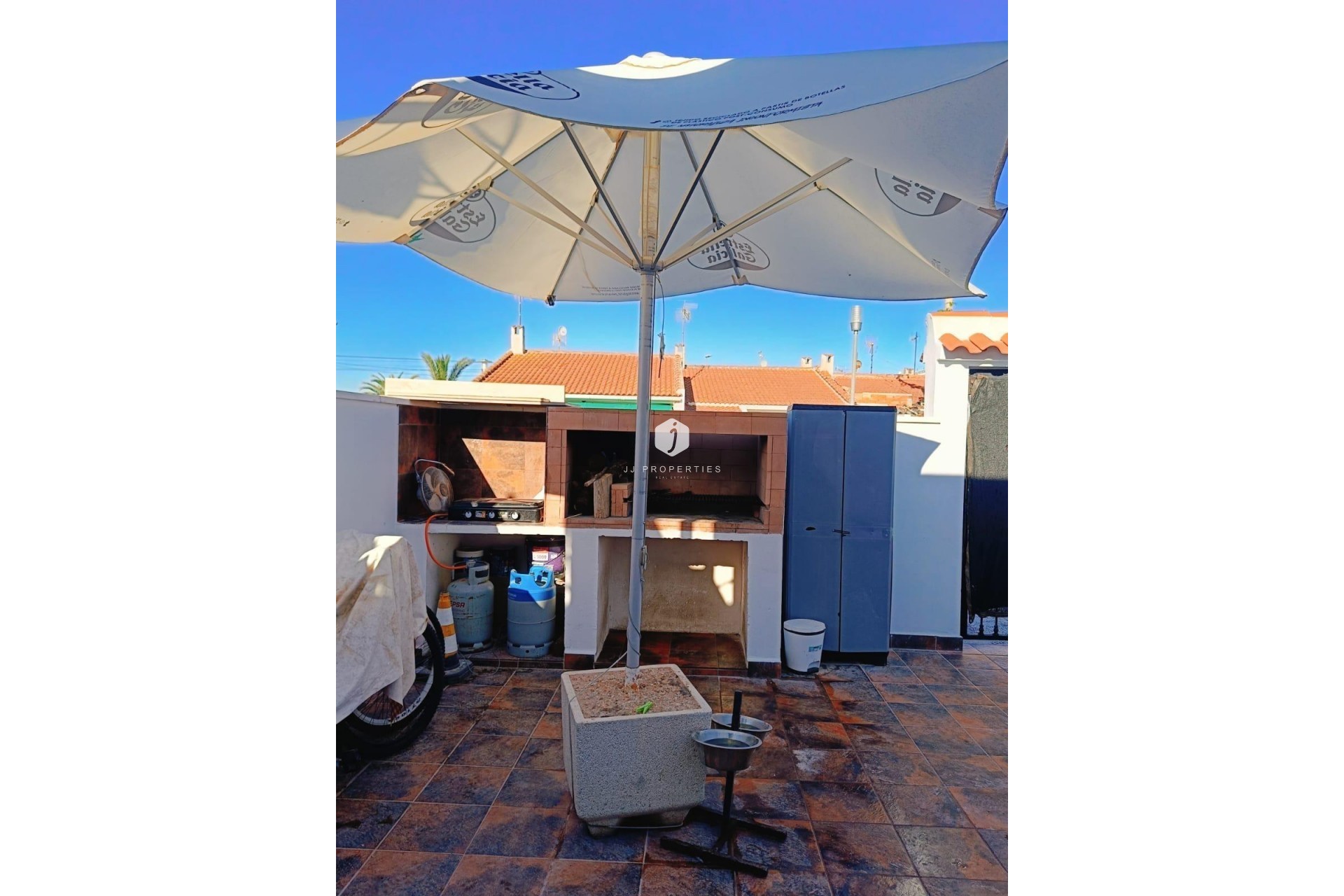 Resale - Chalet -
Torrevieja - La Siesta - El Salado - Torreta