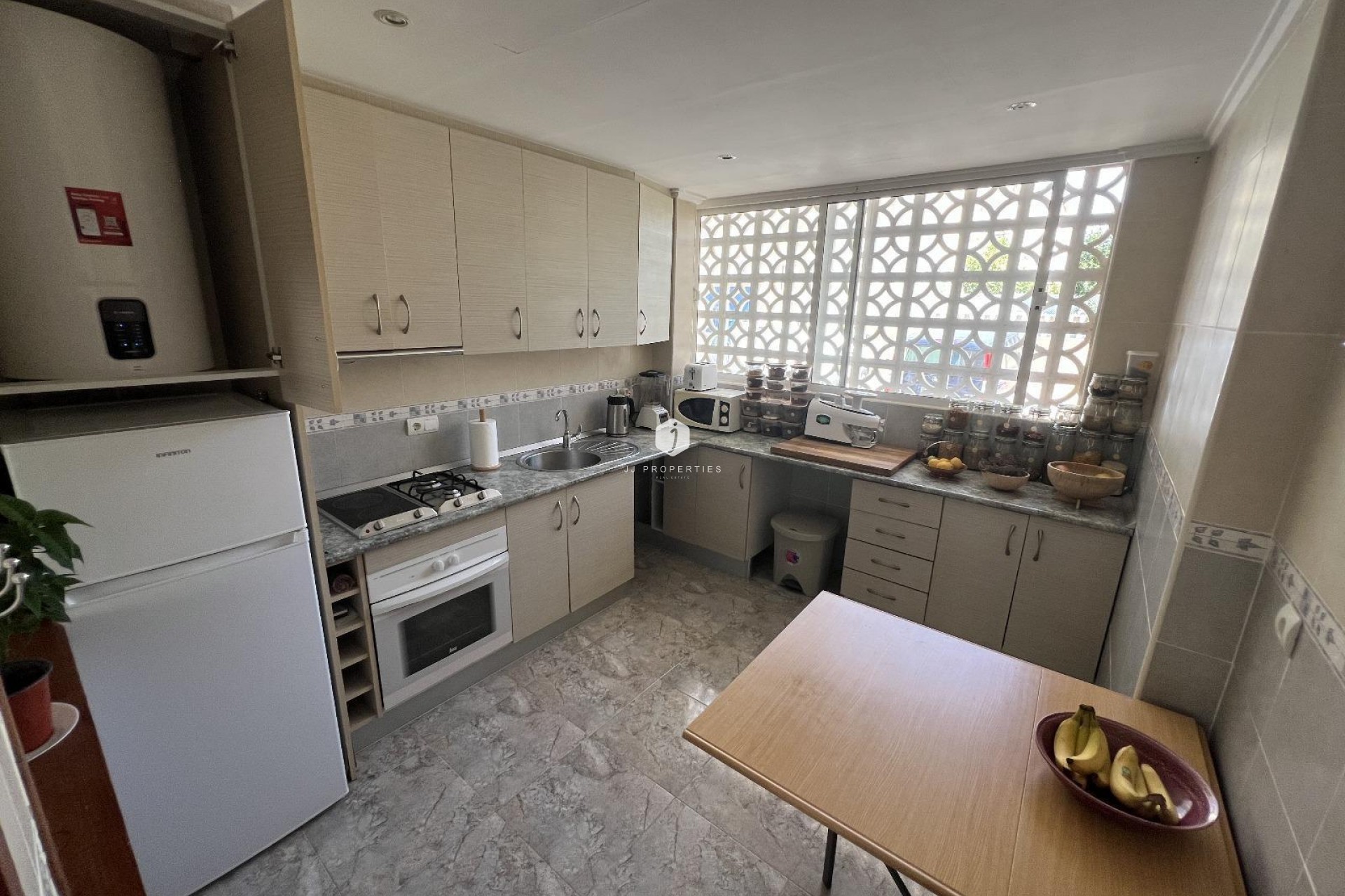 Resale - Chalet -
Torrevieja - La Siesta - El Salado - Torreta