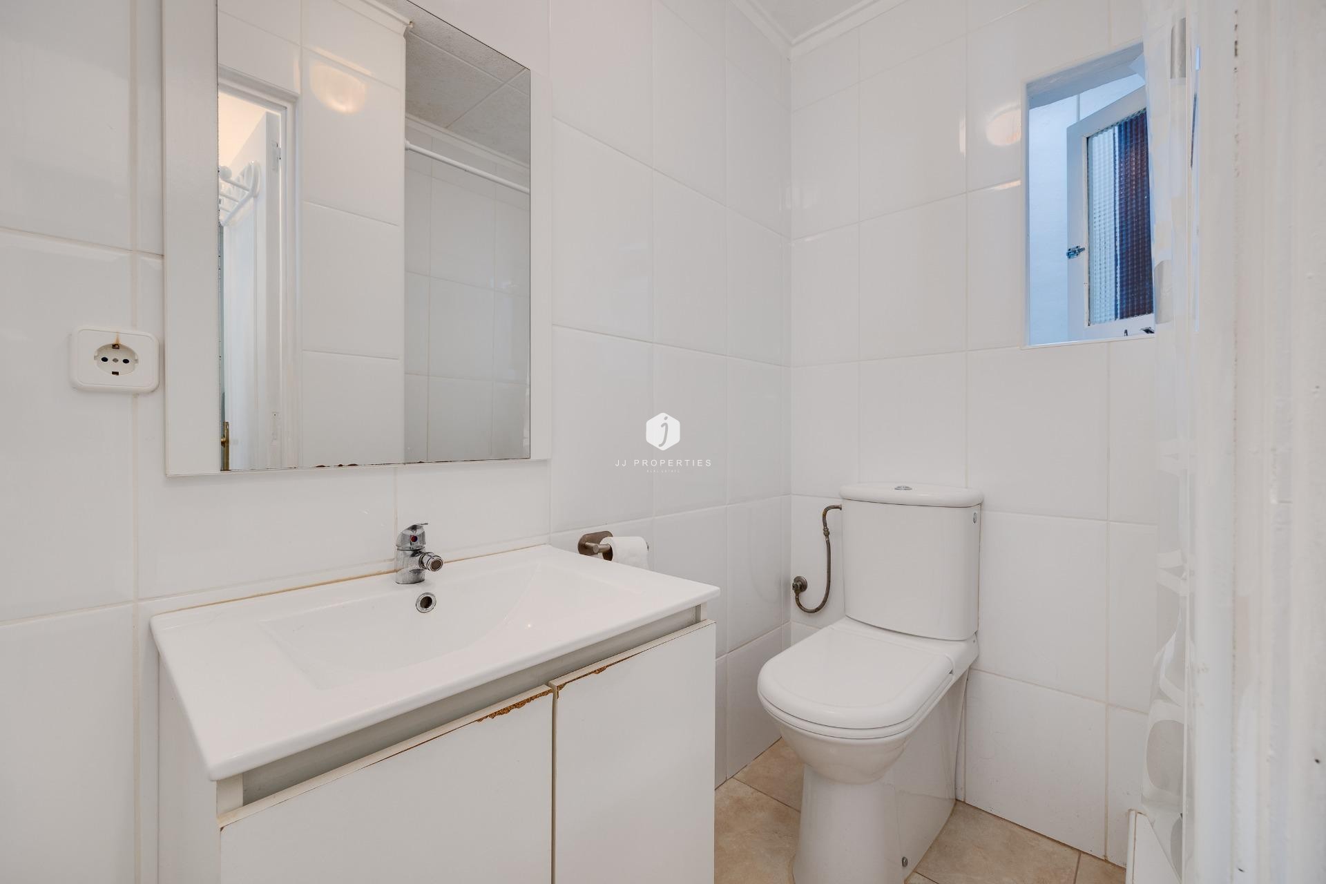 Resale - Chalet -
Torrevieja - La Siesta - El Salado - Torreta