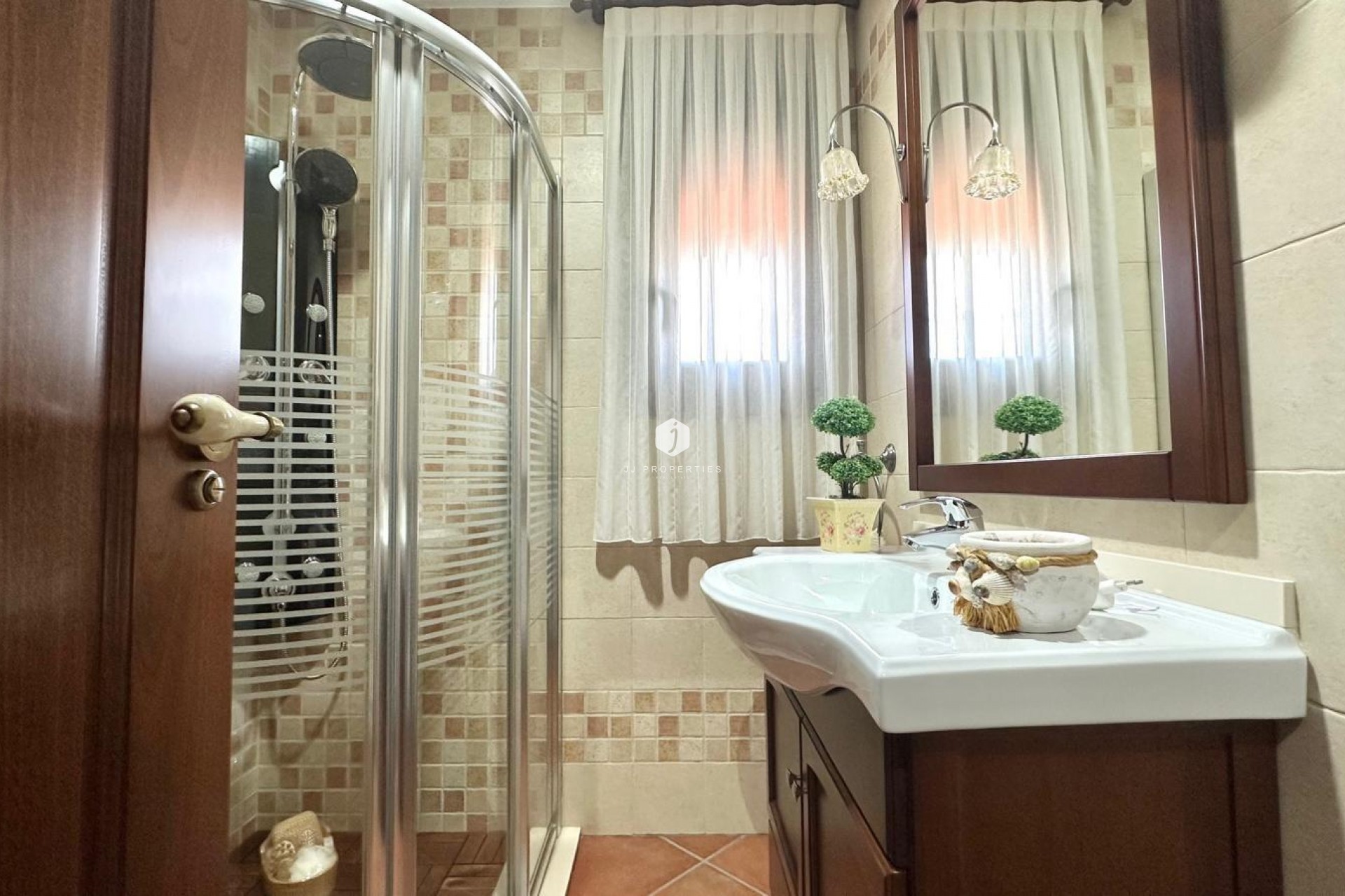 Resale - Chalet -
Torrevieja - La siesta