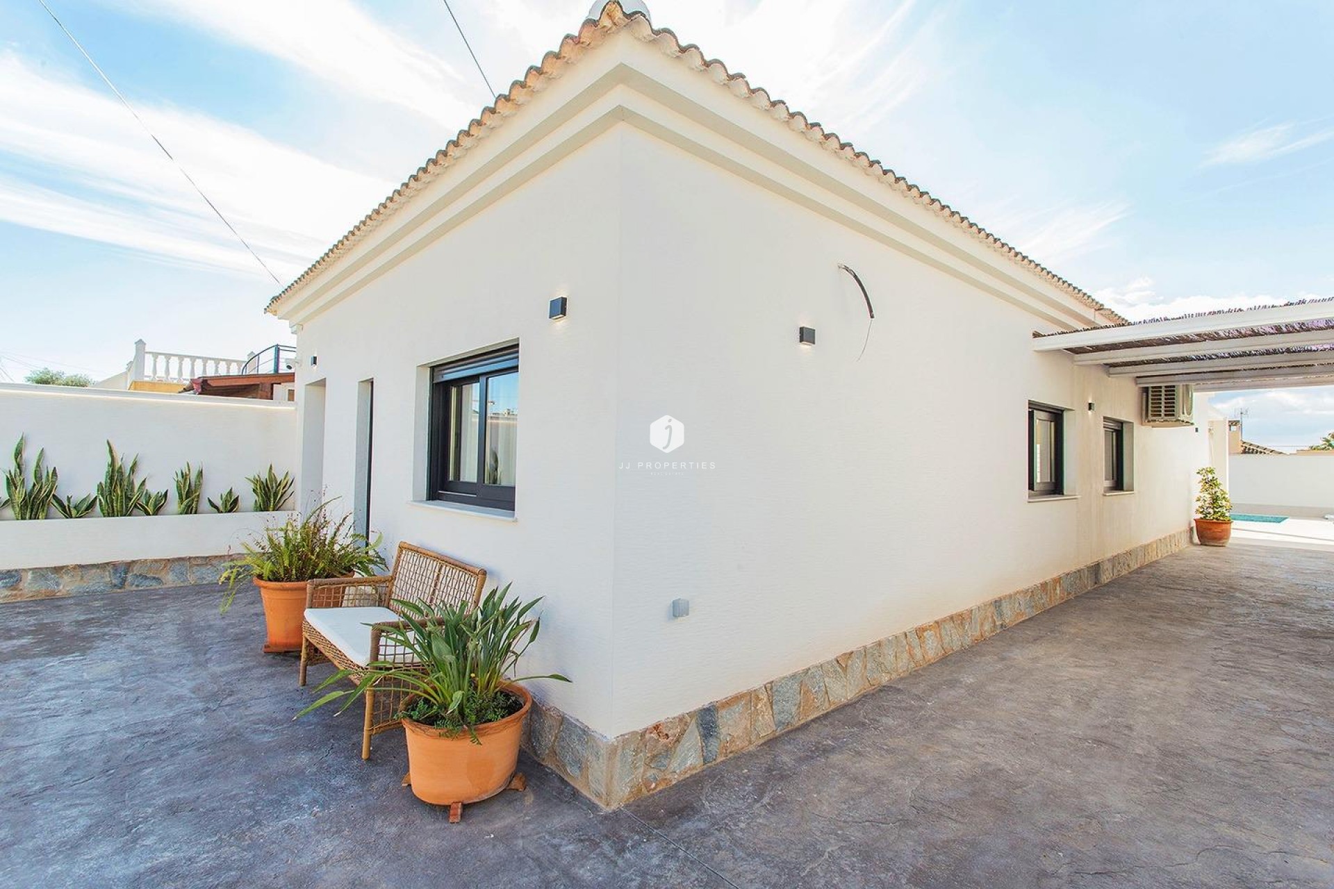 Resale - Chalet -
Torrevieja - La siesta