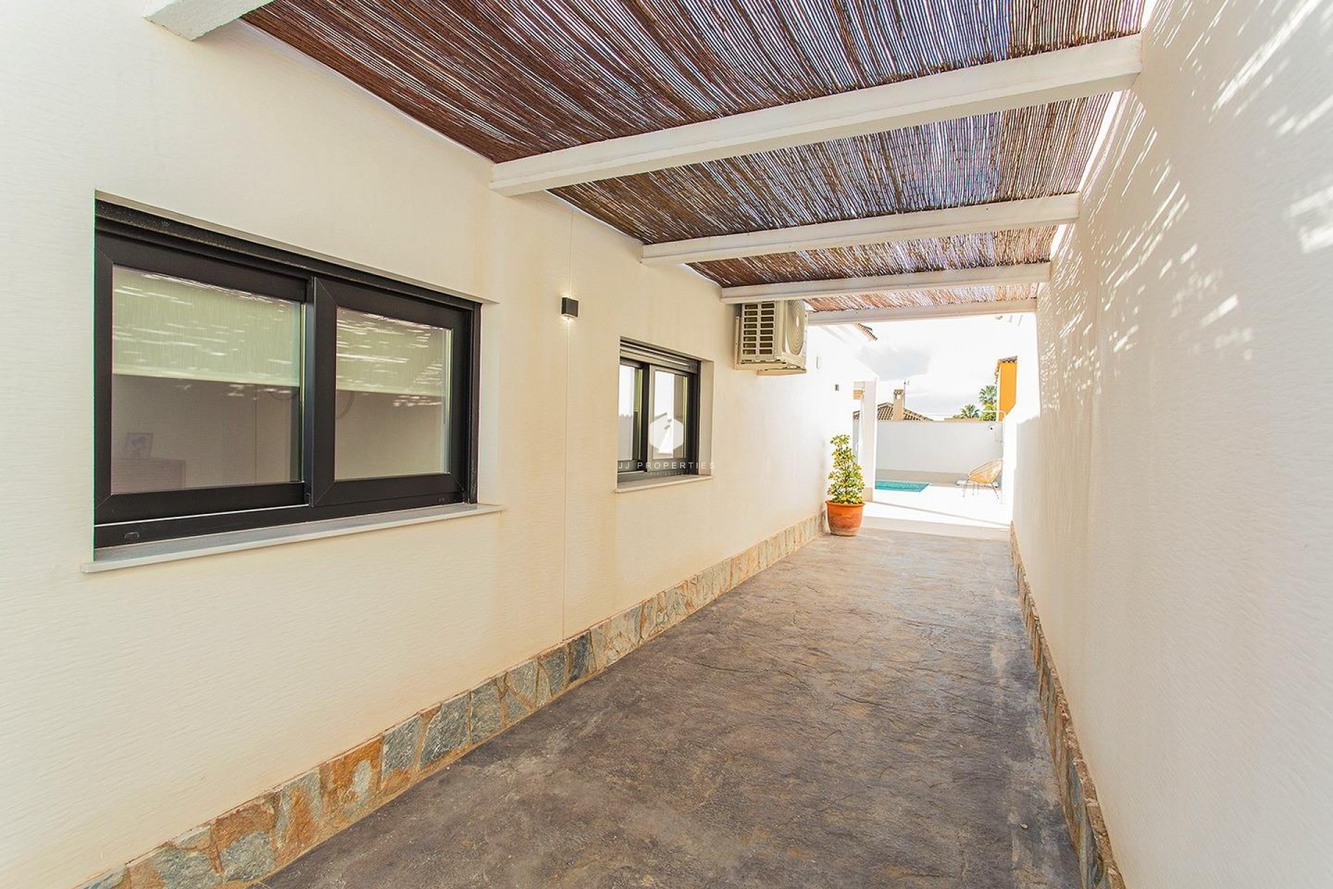 Resale - Chalet -
Torrevieja - La siesta