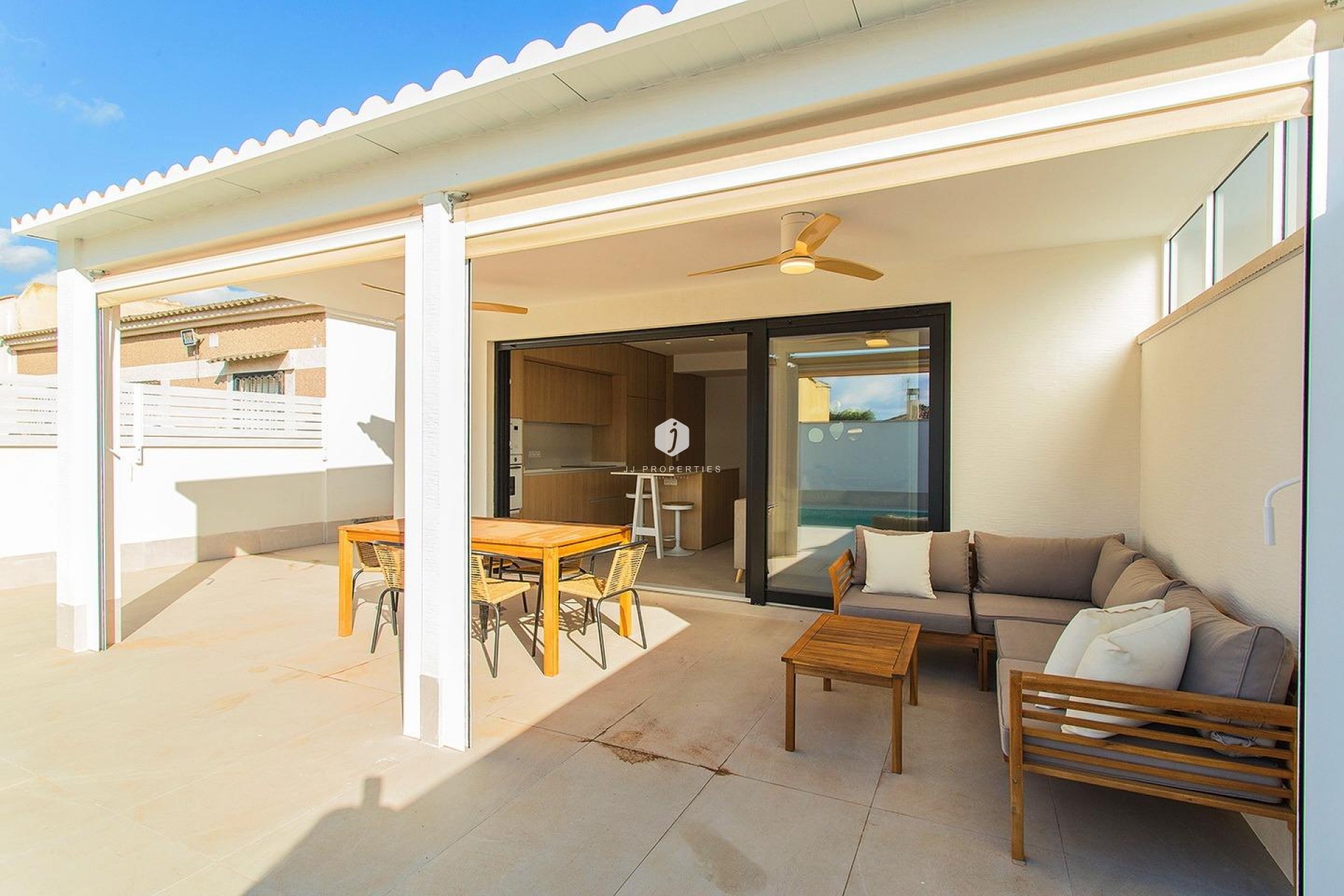 Resale - Chalet -
Torrevieja - La siesta