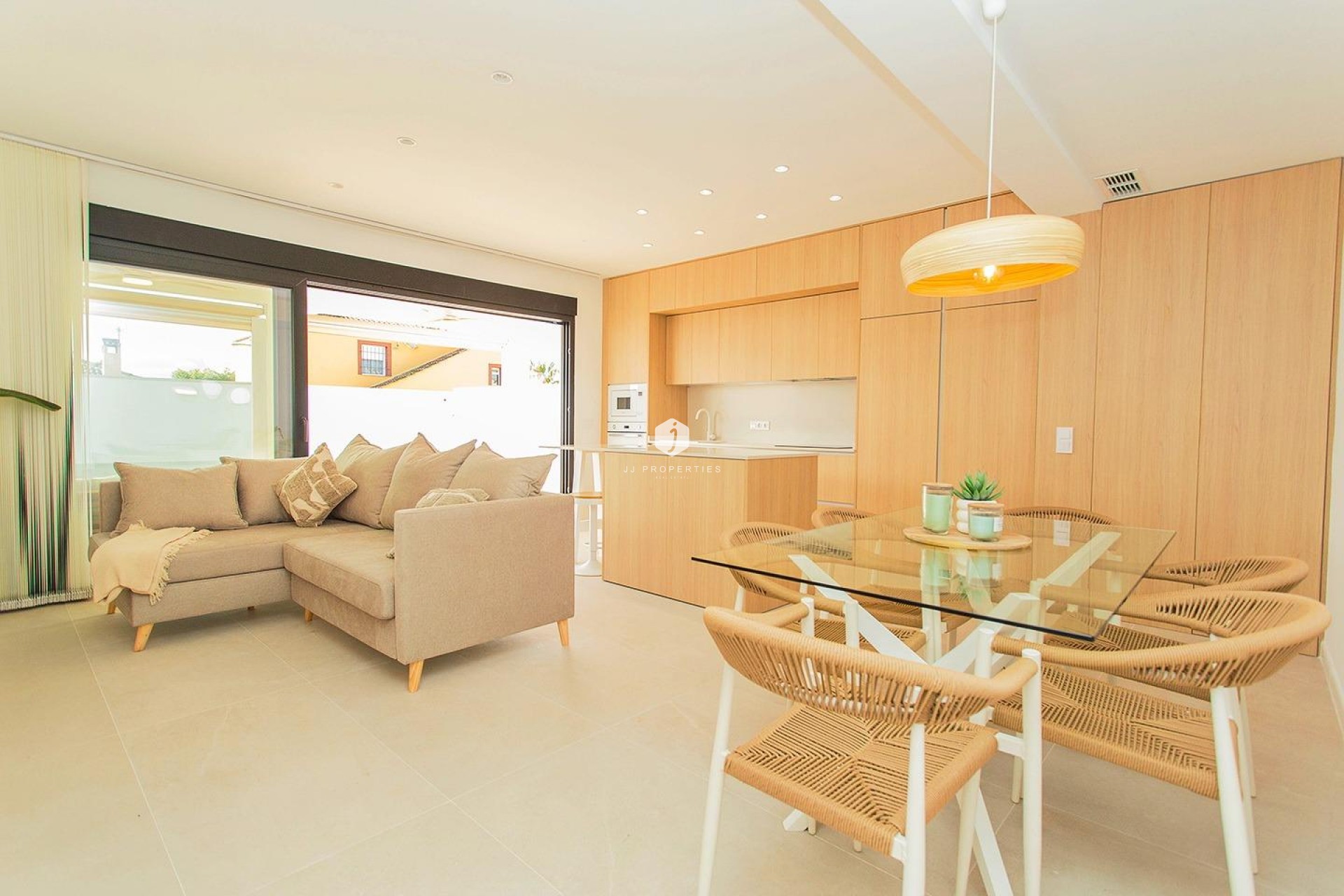Resale - Chalet -
Torrevieja - La siesta