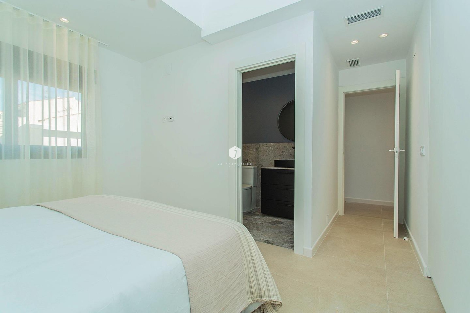 Resale - Chalet -
Torrevieja - La siesta