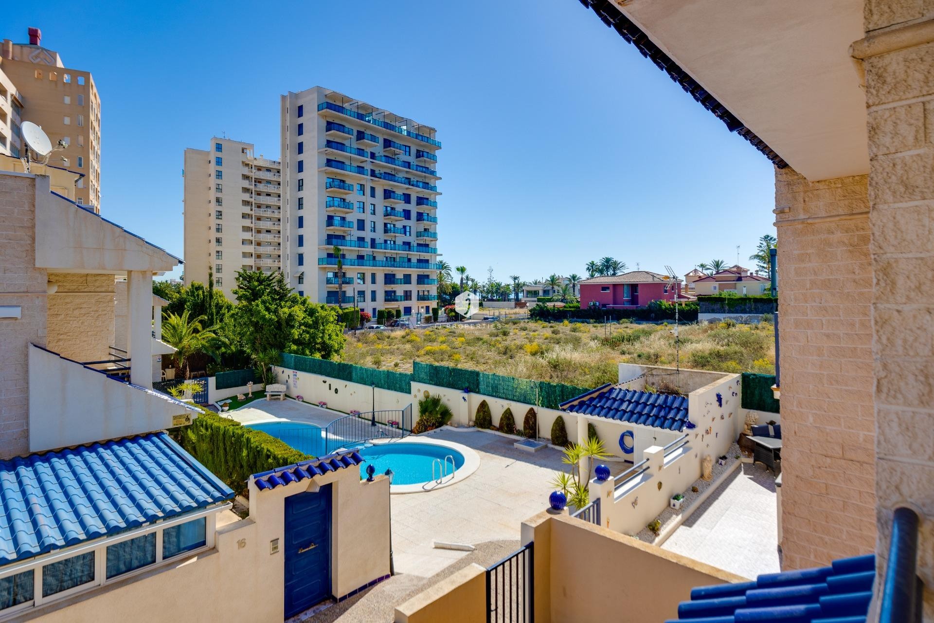 Resale - Chalet -
Torrevieja - La veleta