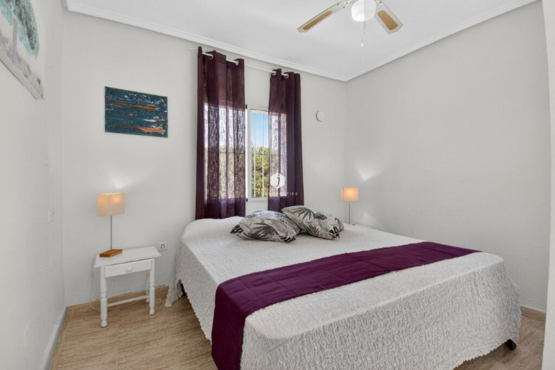 Resale - Chalet -
Torrevieja - Los altos
