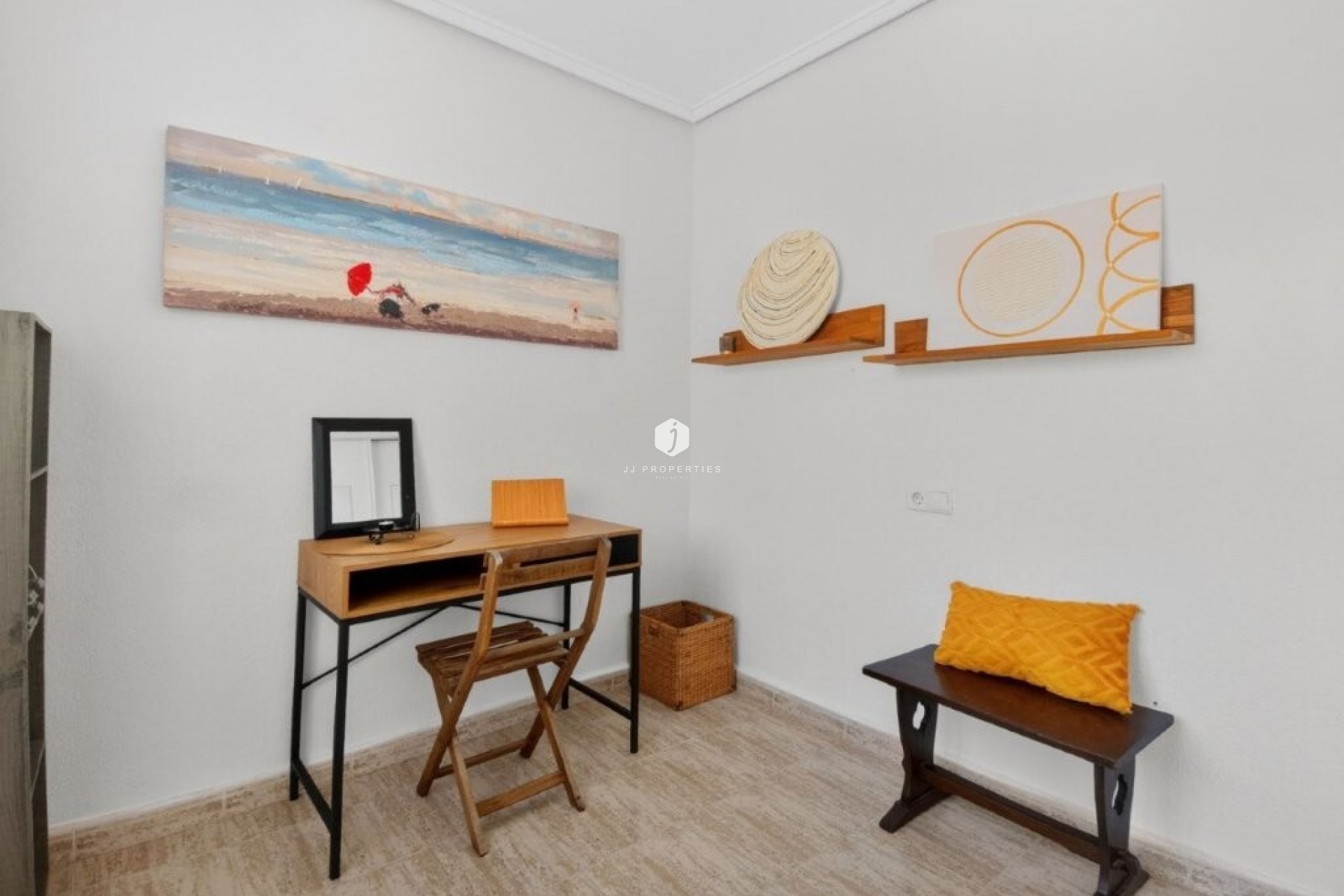 Resale - Chalet -
Torrevieja - Los altos