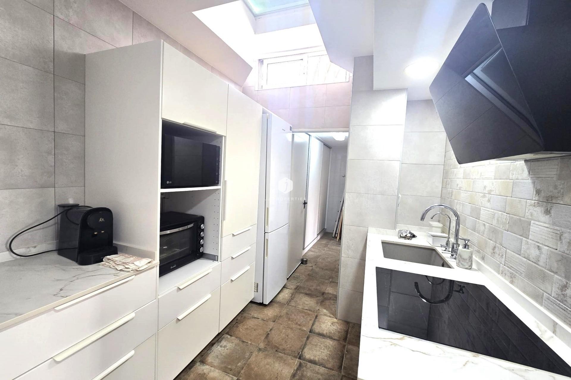 Resale - Chalet -
Torrevieja - Los altos