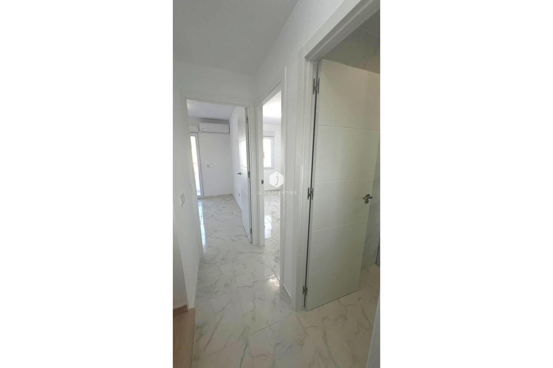 Resale - Chalet -
Torrevieja - Los Balcones - Los Altos del Edén