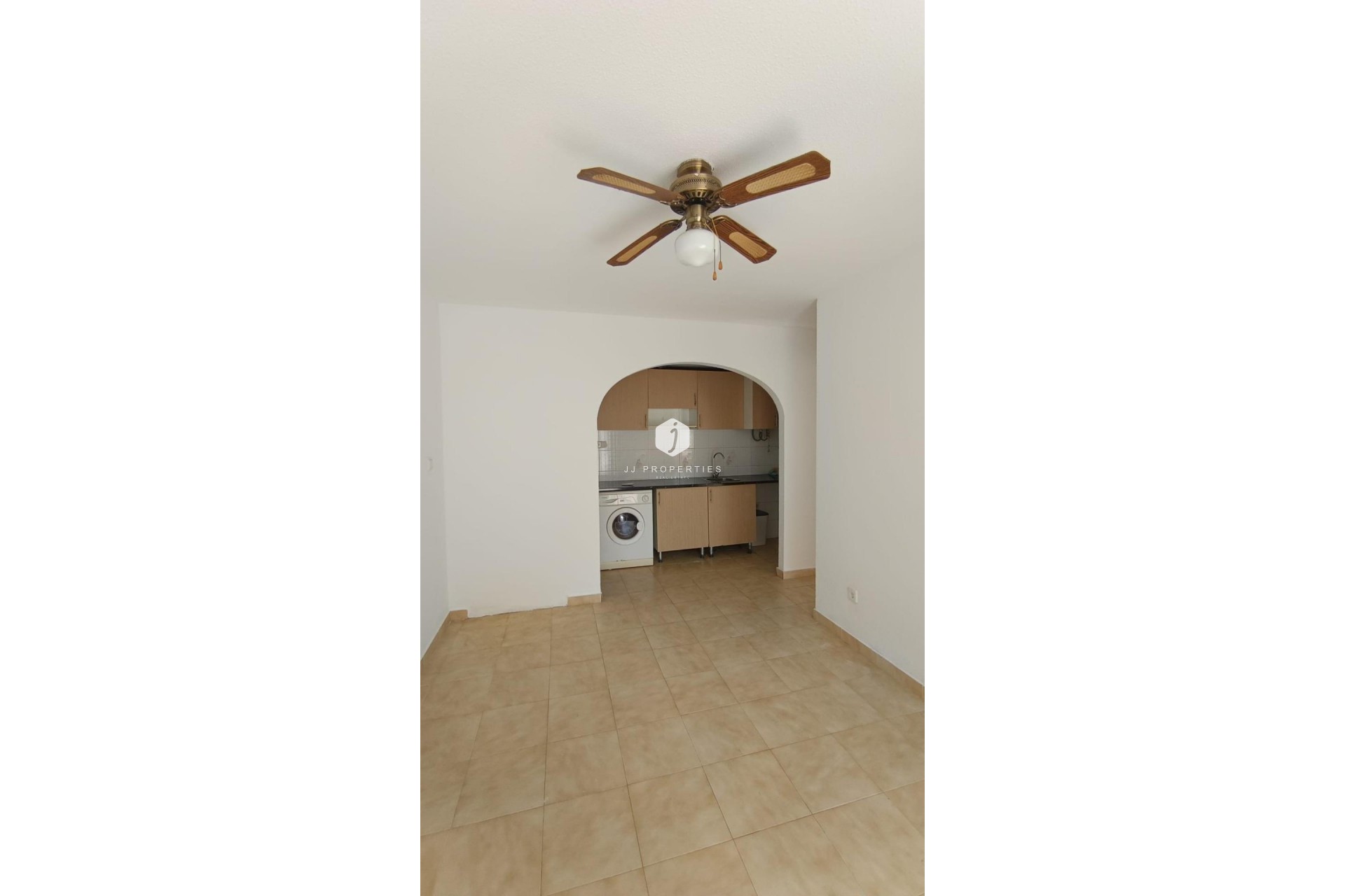 Resale - Chalet -
Torrevieja - Los Balcones