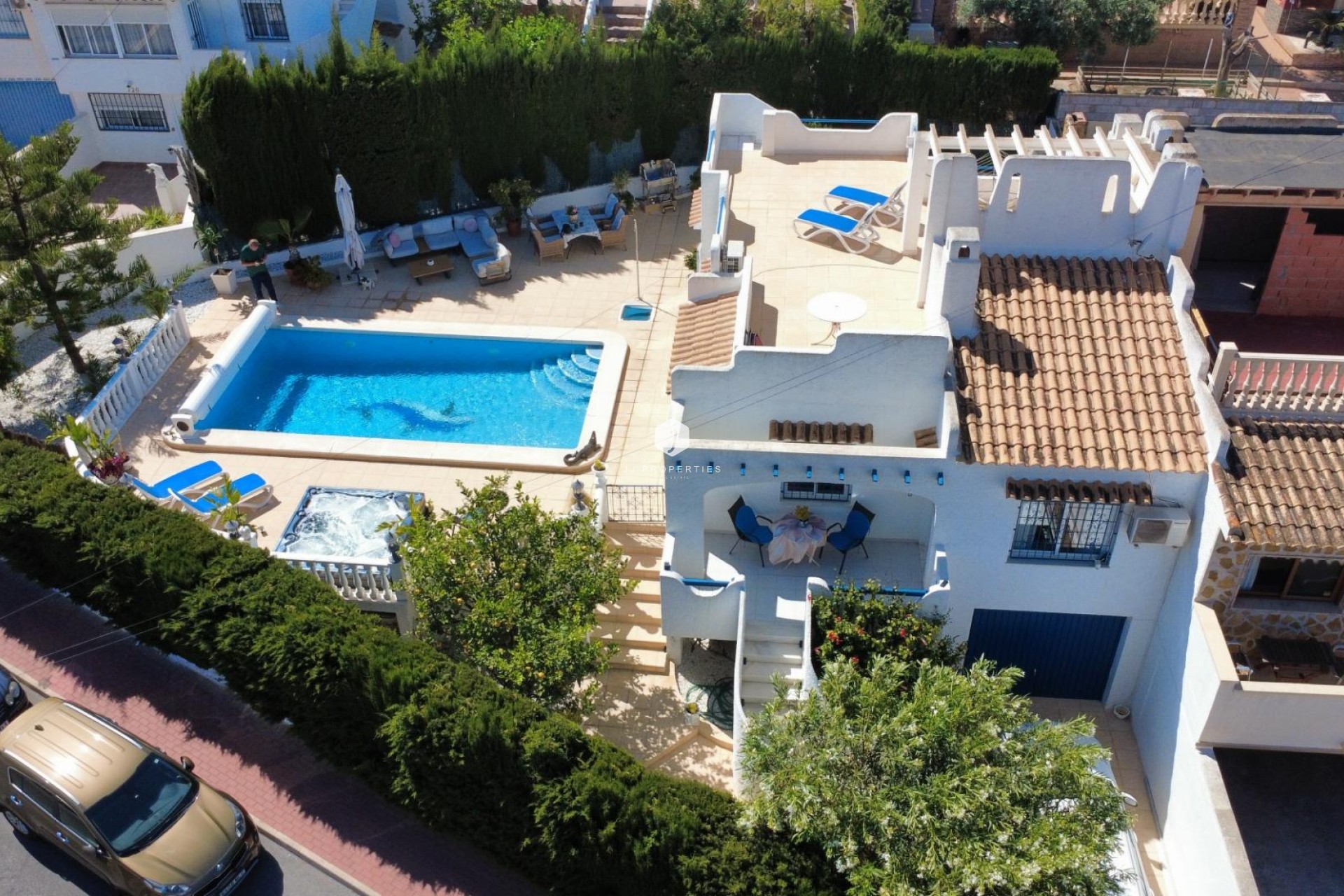 Resale - Chalet -
Torrevieja - Los Balcones