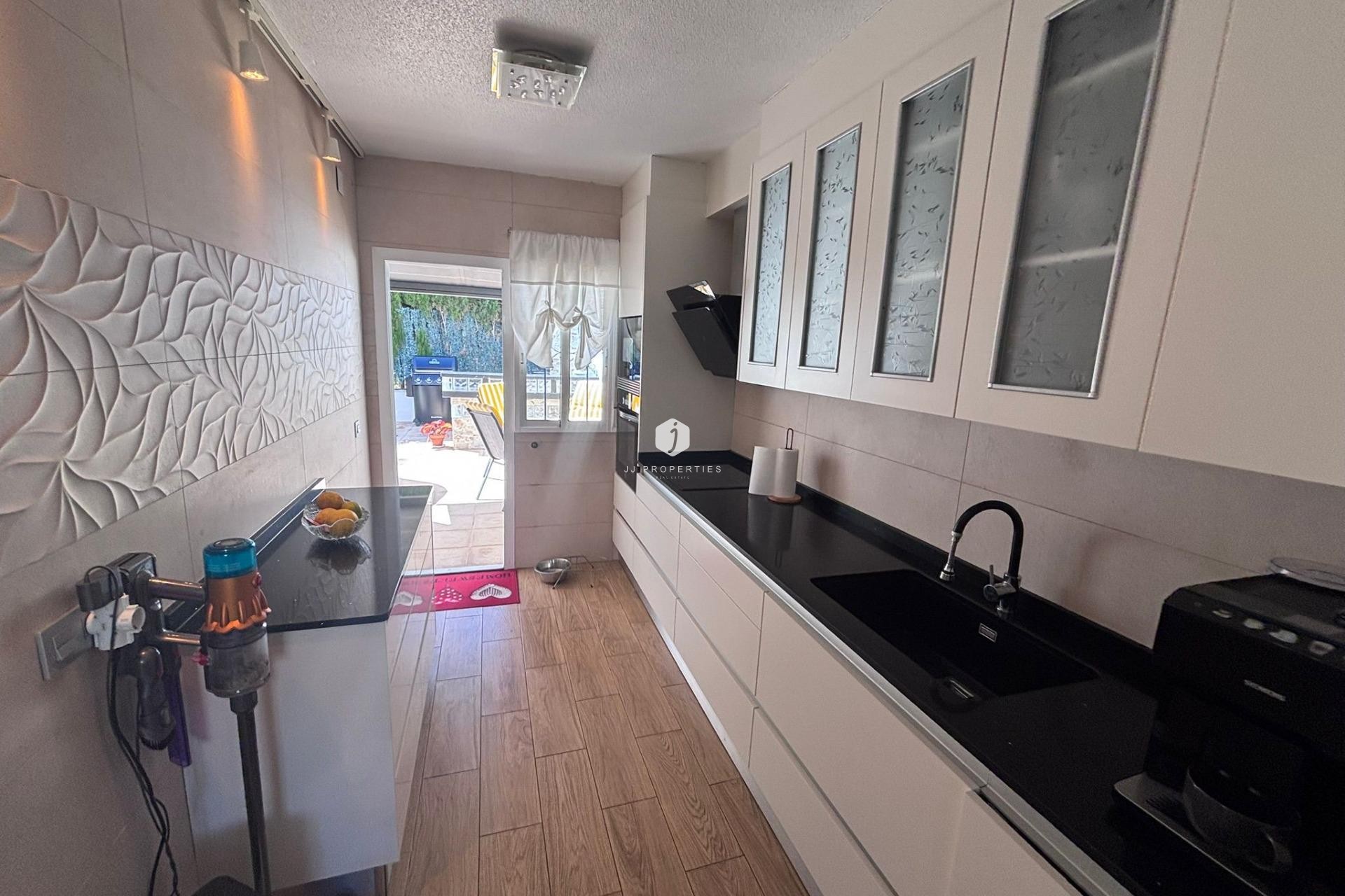Resale - Chalet -
Torrevieja - Los Balcones