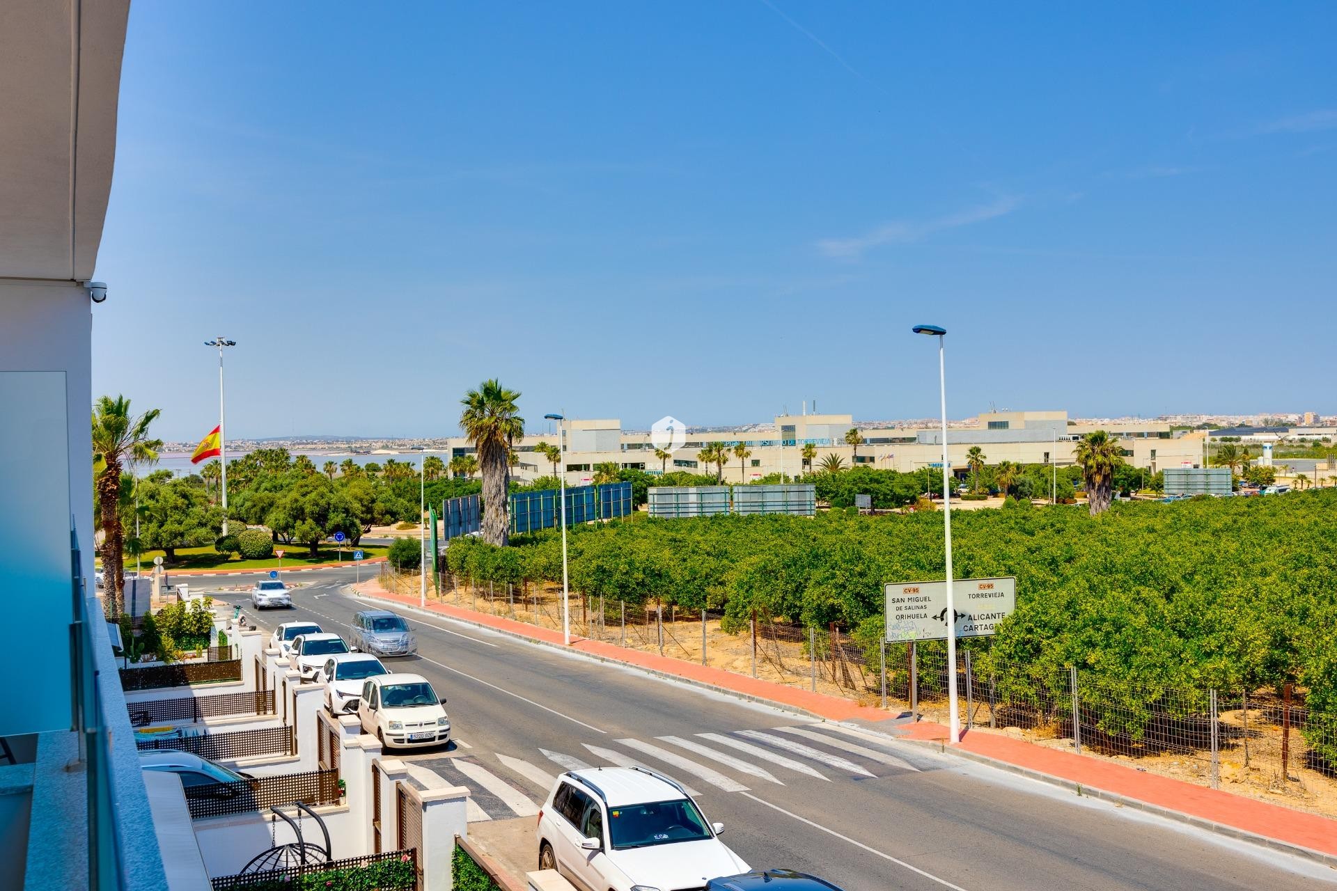 Resale - Chalet -
Torrevieja - Los Balcones