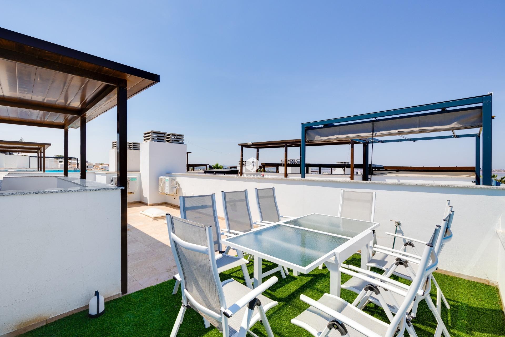 Resale - Chalet -
Torrevieja - Los Balcones