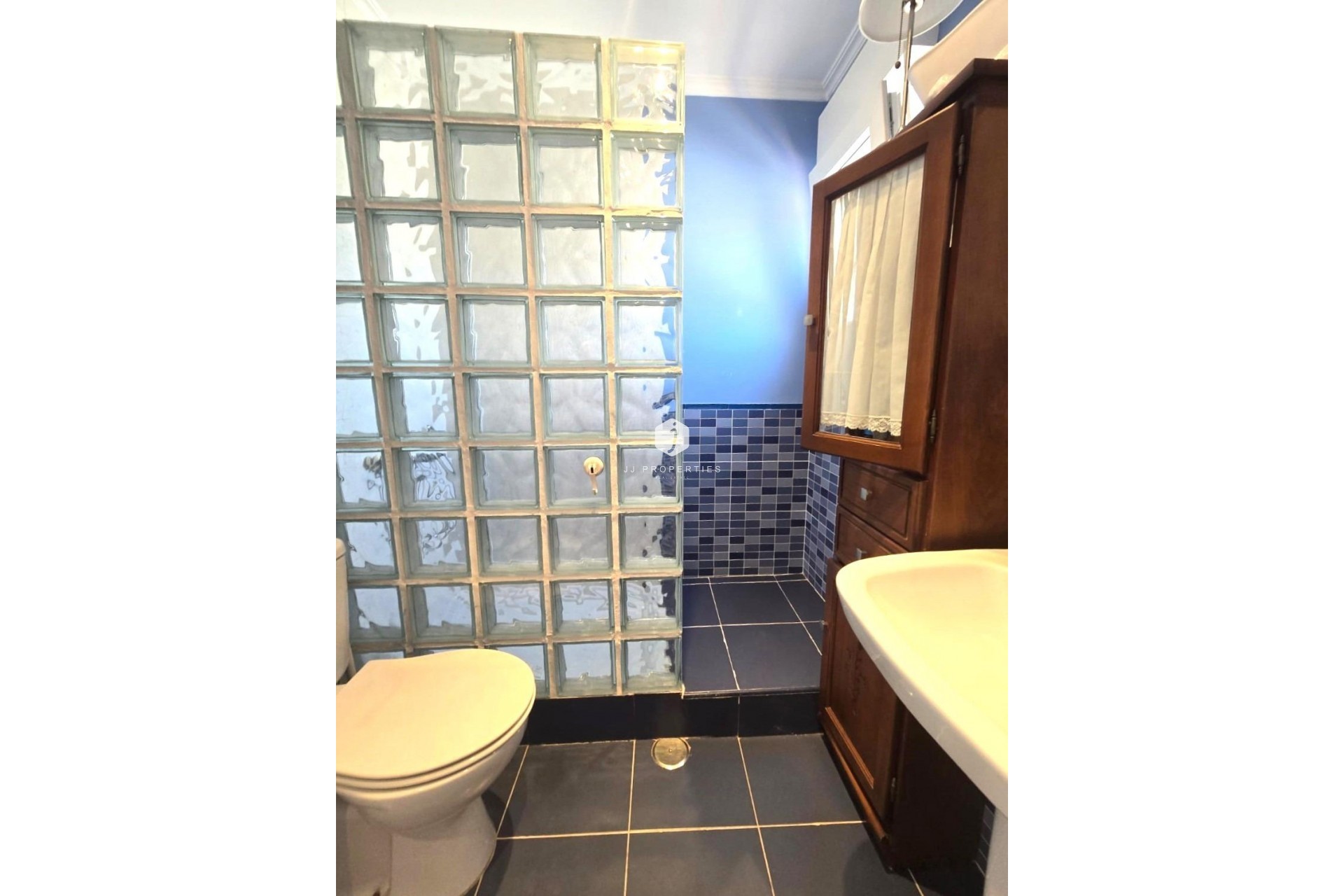 Resale - Chalet -
Torrevieja - Los Balcones