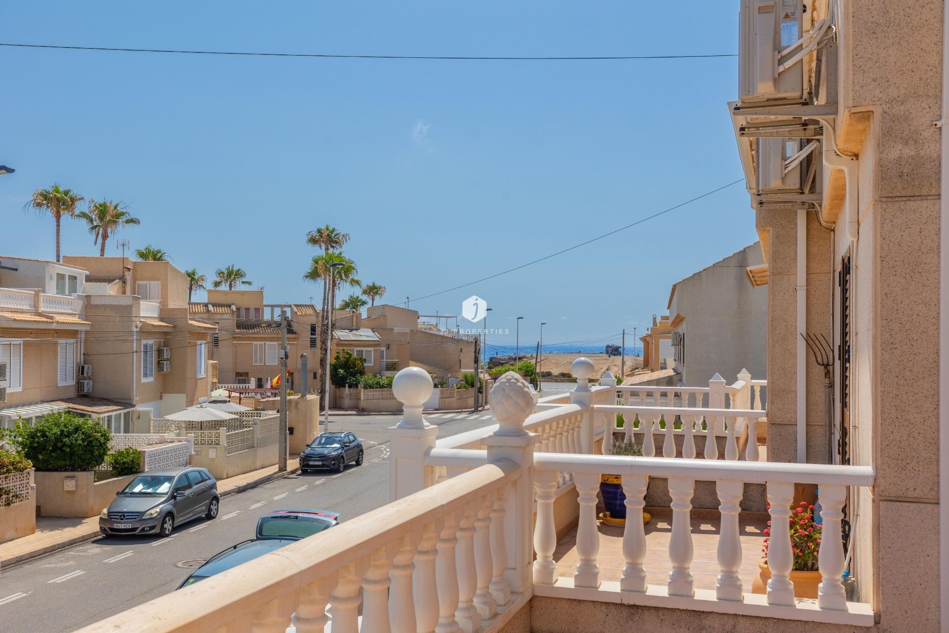 Resale - Chalet -
Torrevieja - Los Frutales