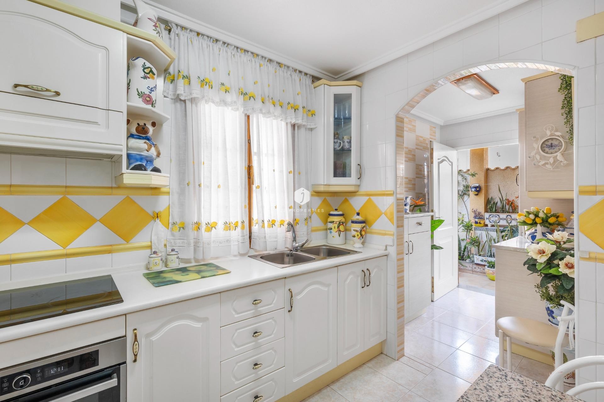 Resale - Chalet -
Torrevieja - Los Frutales