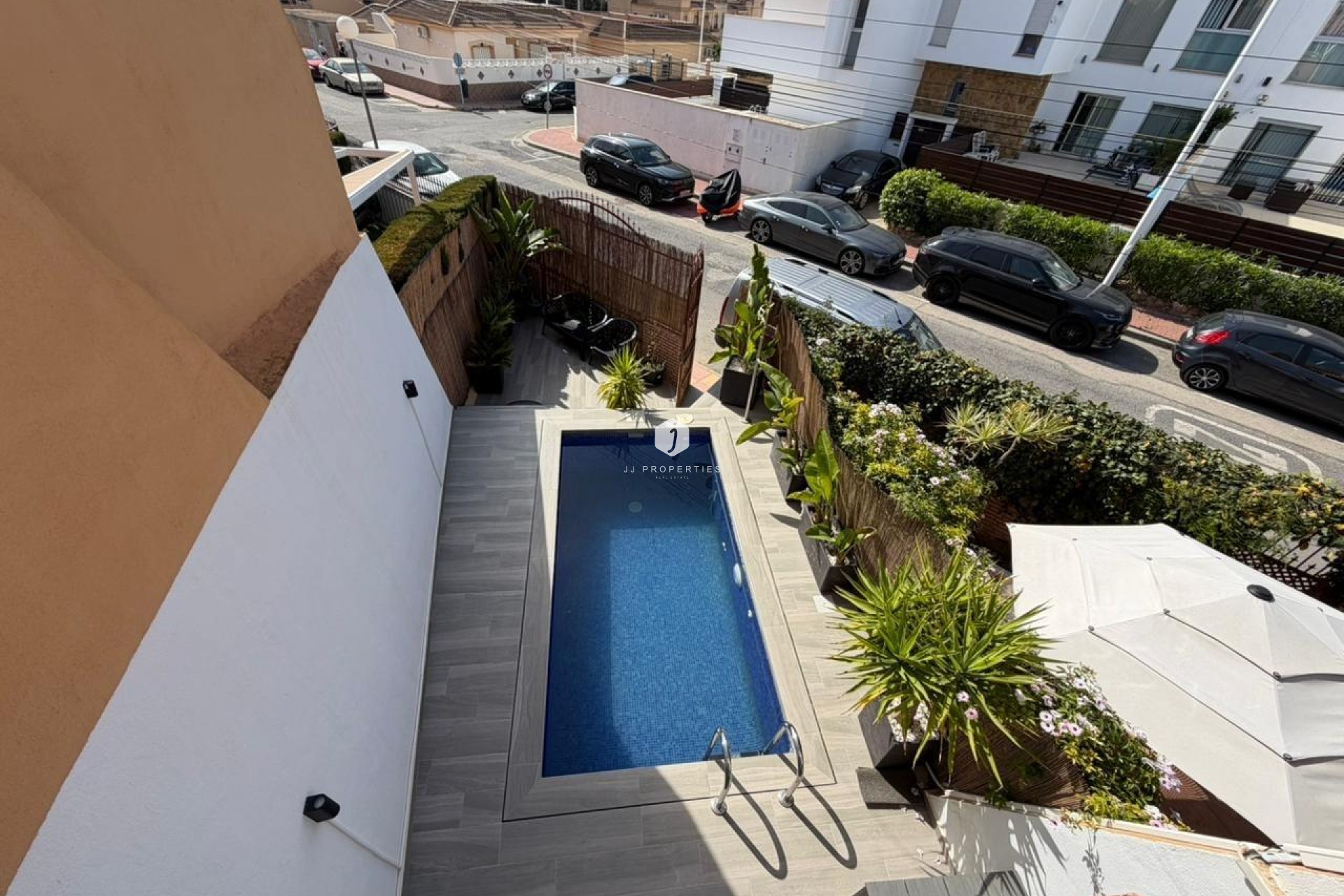 Resale - Chalet -
Torrevieja - Los Frutales
