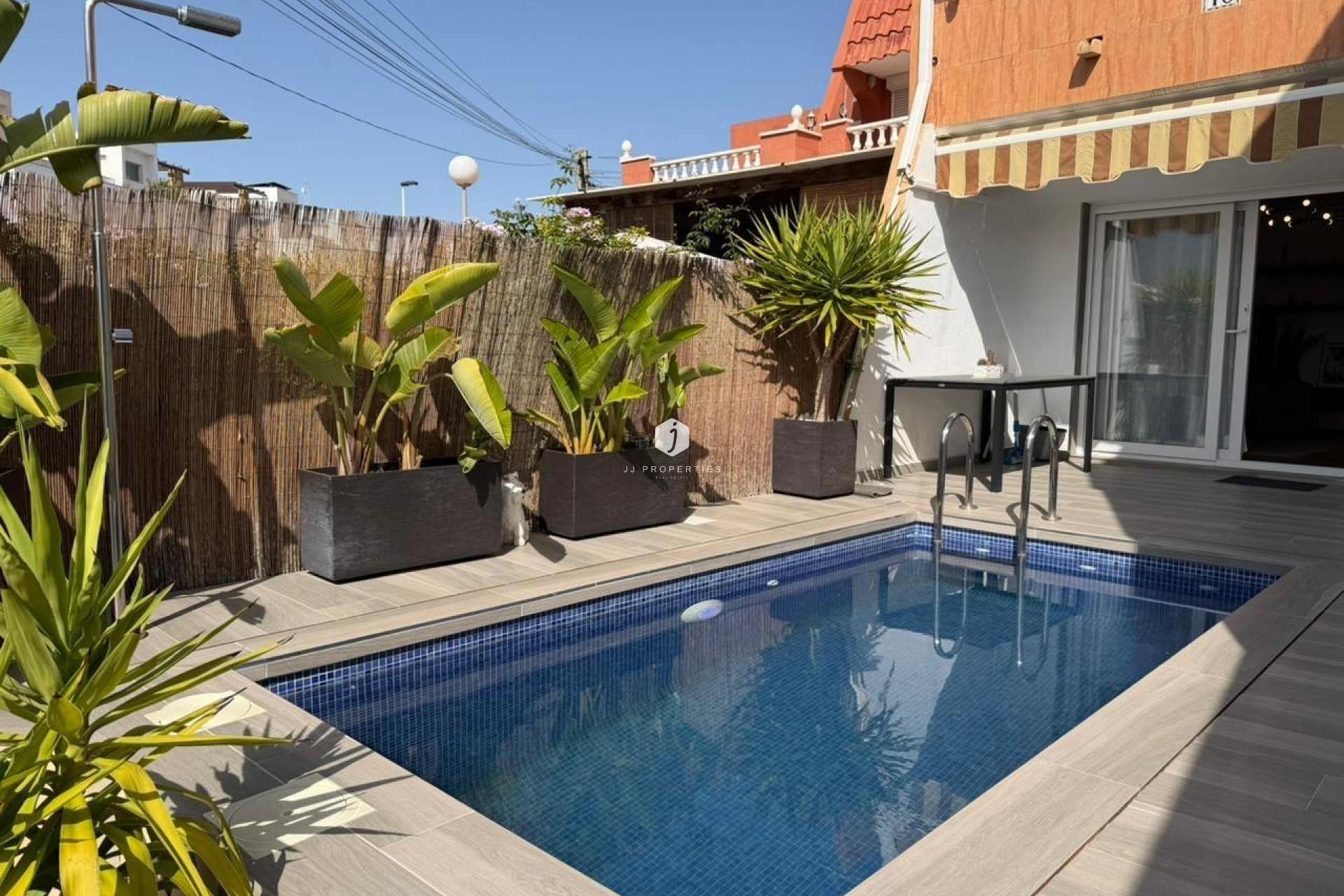 Resale - Chalet -
Torrevieja - Los Frutales