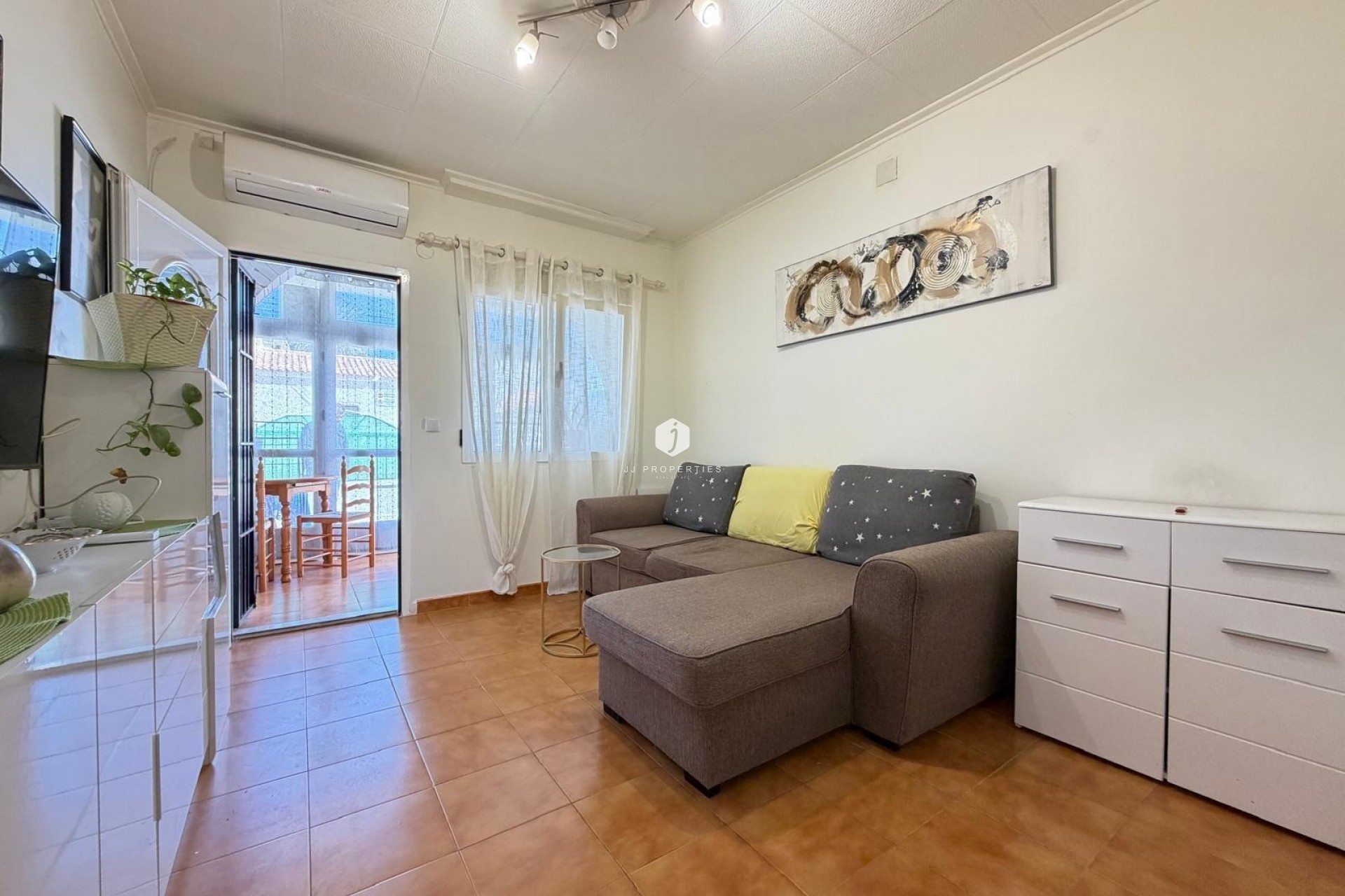 Resale - Chalet -
Torrevieja - Nueva Torrevieja