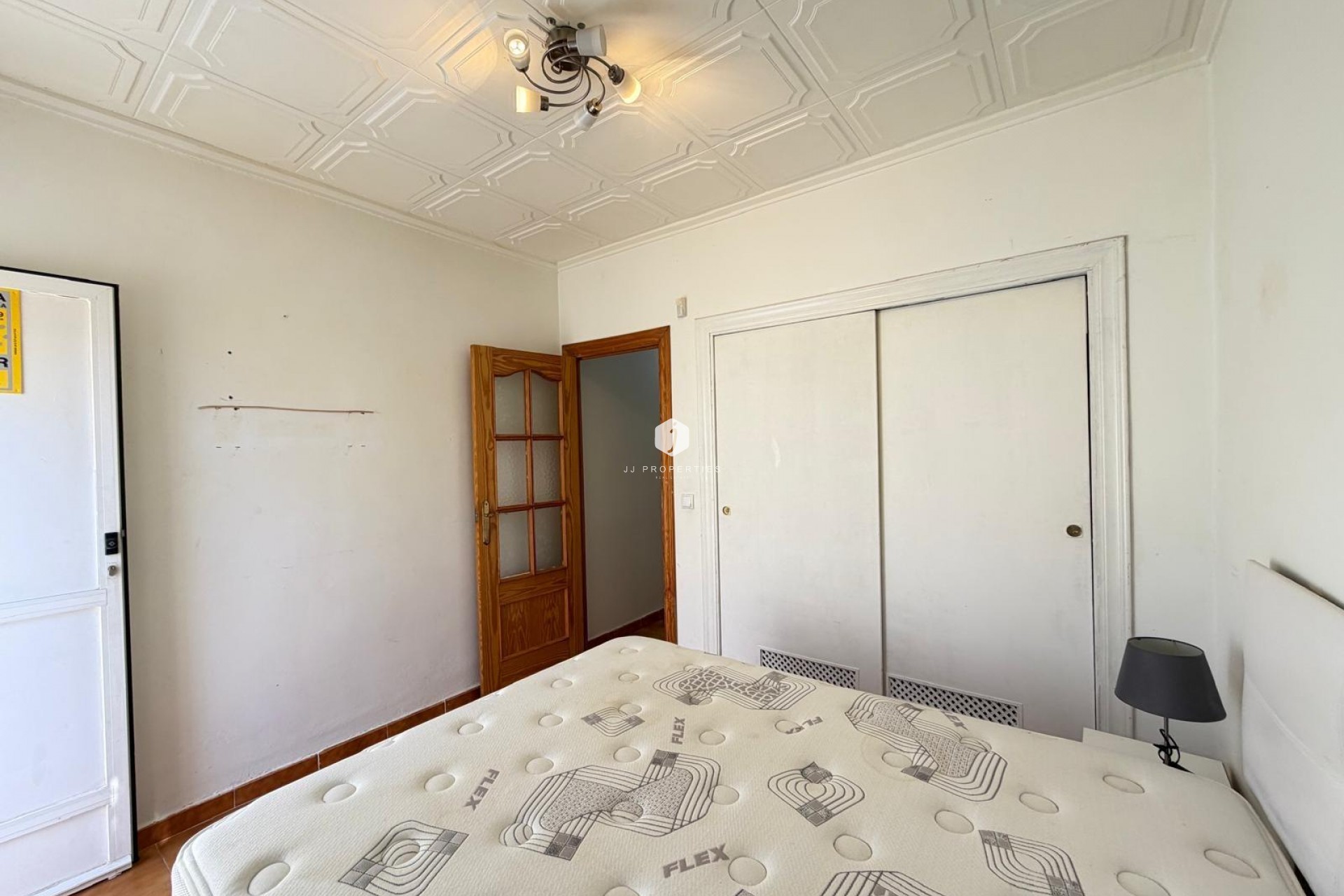 Resale - Chalet -
Torrevieja - Nueva Torrevieja