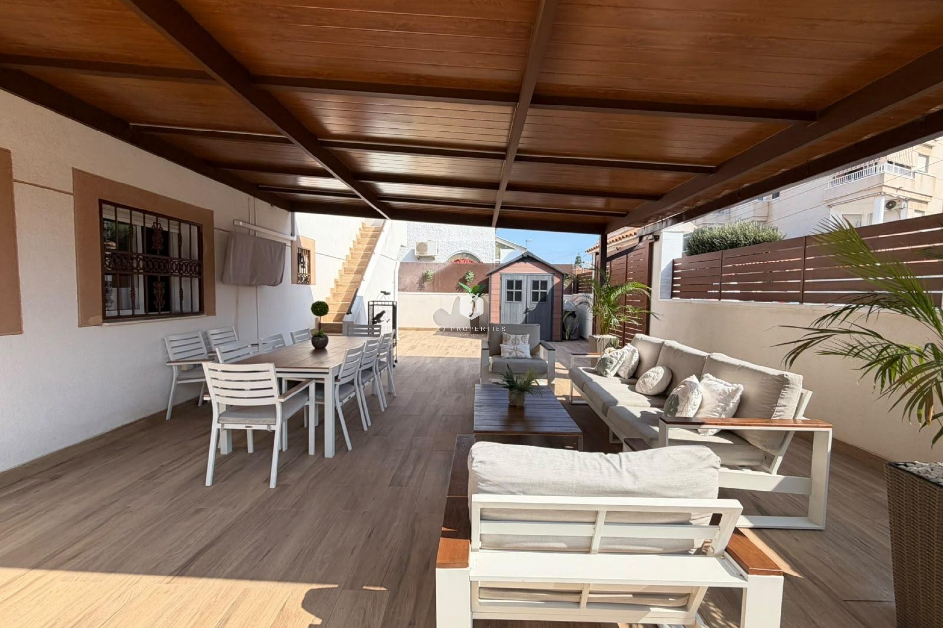 Resale - Chalet -
Torrevieja - Nueva Torrevieja