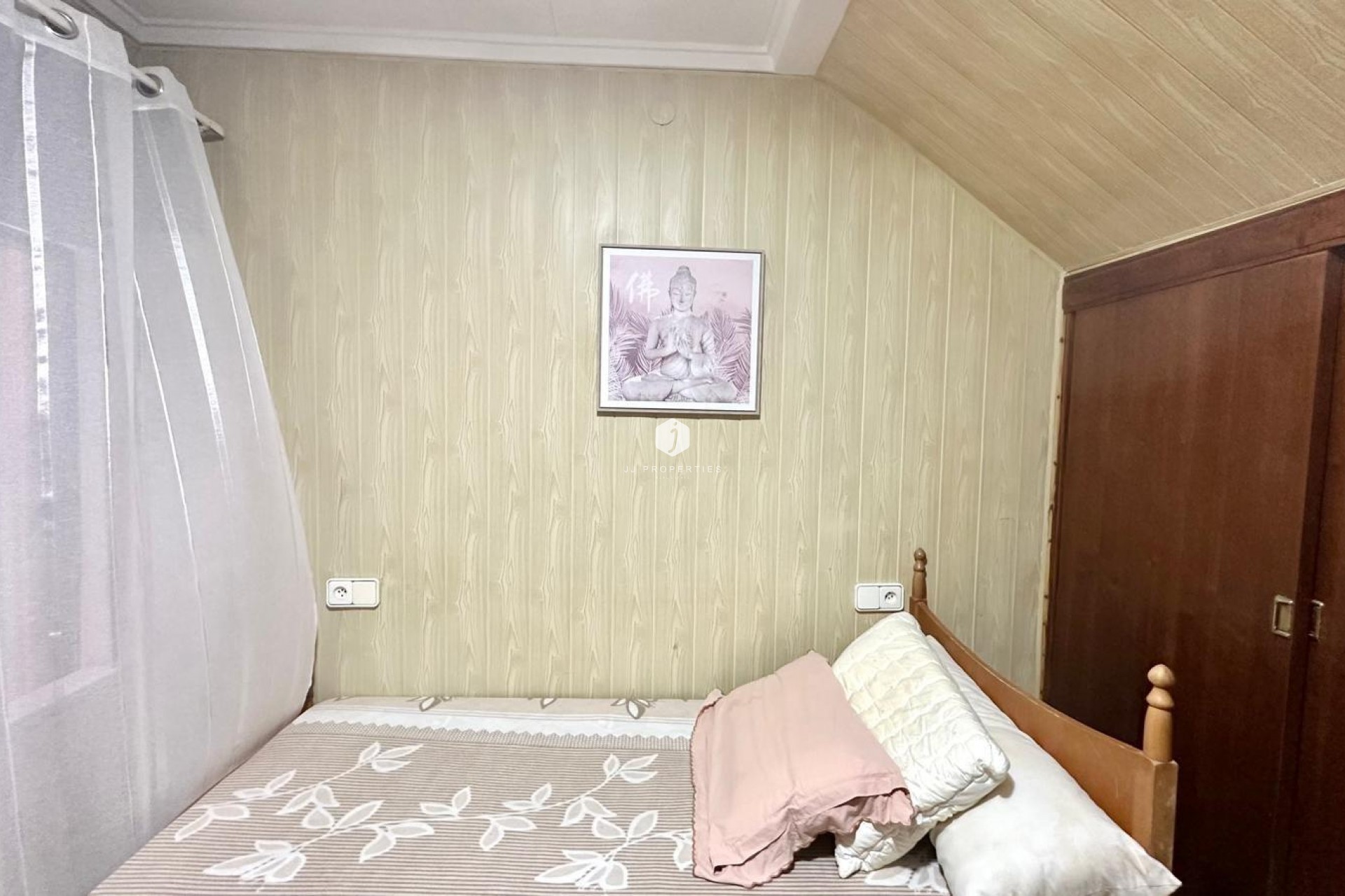 Resale - Chalet -
Torrevieja - Playa del Cura