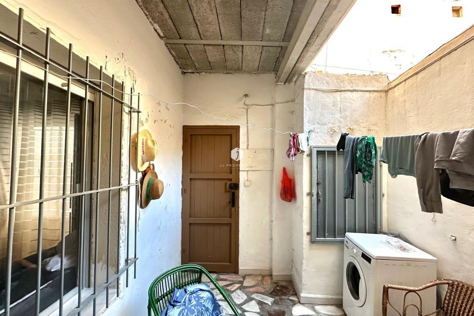 Resale - Chalet -
Torrevieja - Playa del Cura