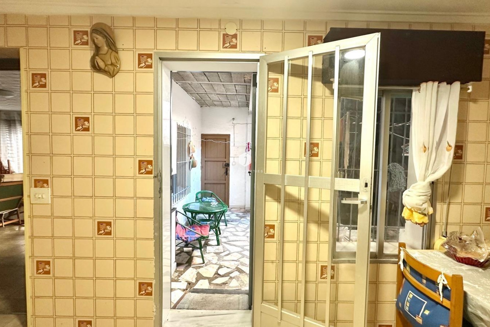 Resale - Chalet -
Torrevieja - Playa del Cura