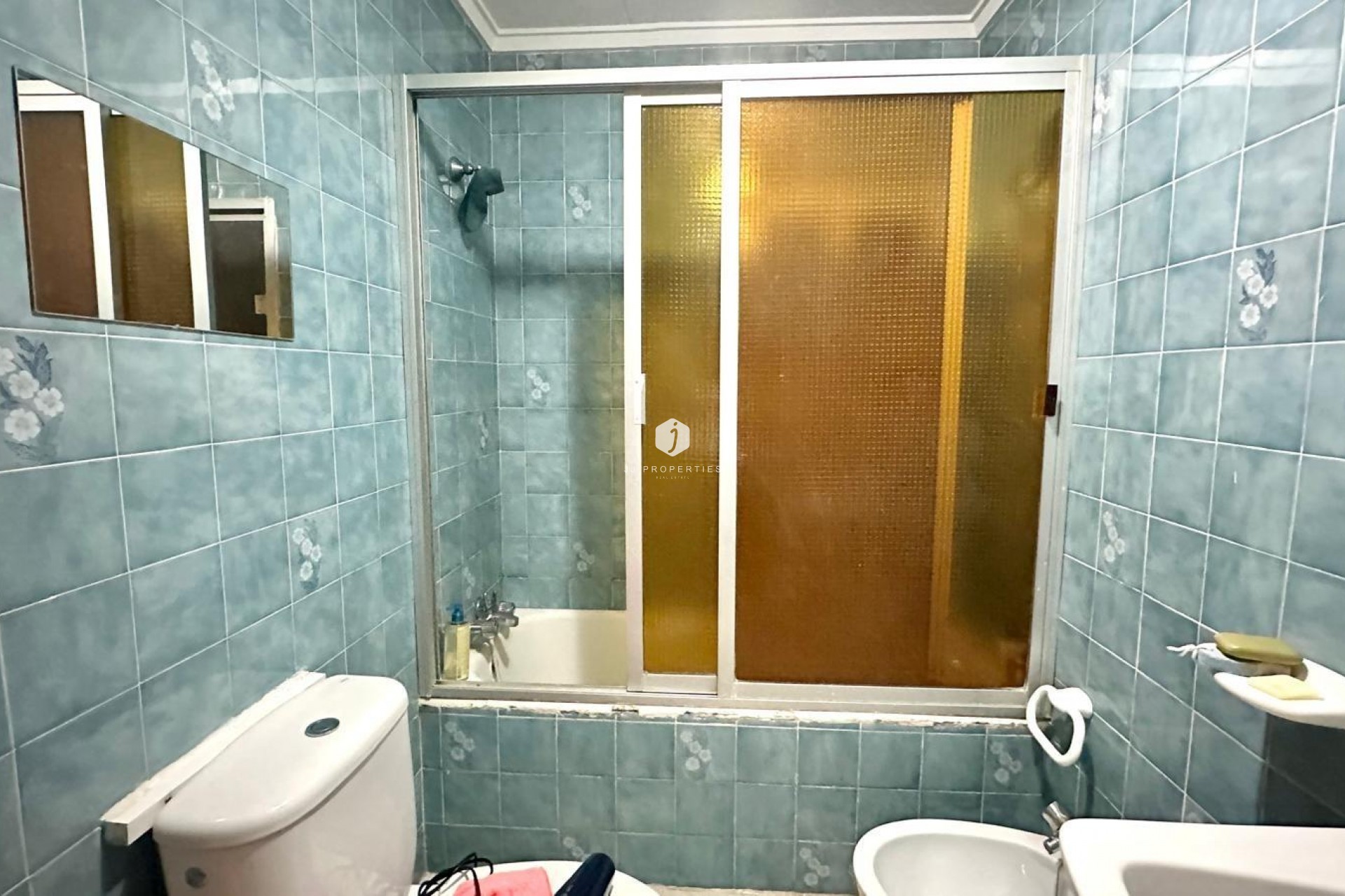 Resale - Chalet -
Torrevieja - Playa del Cura