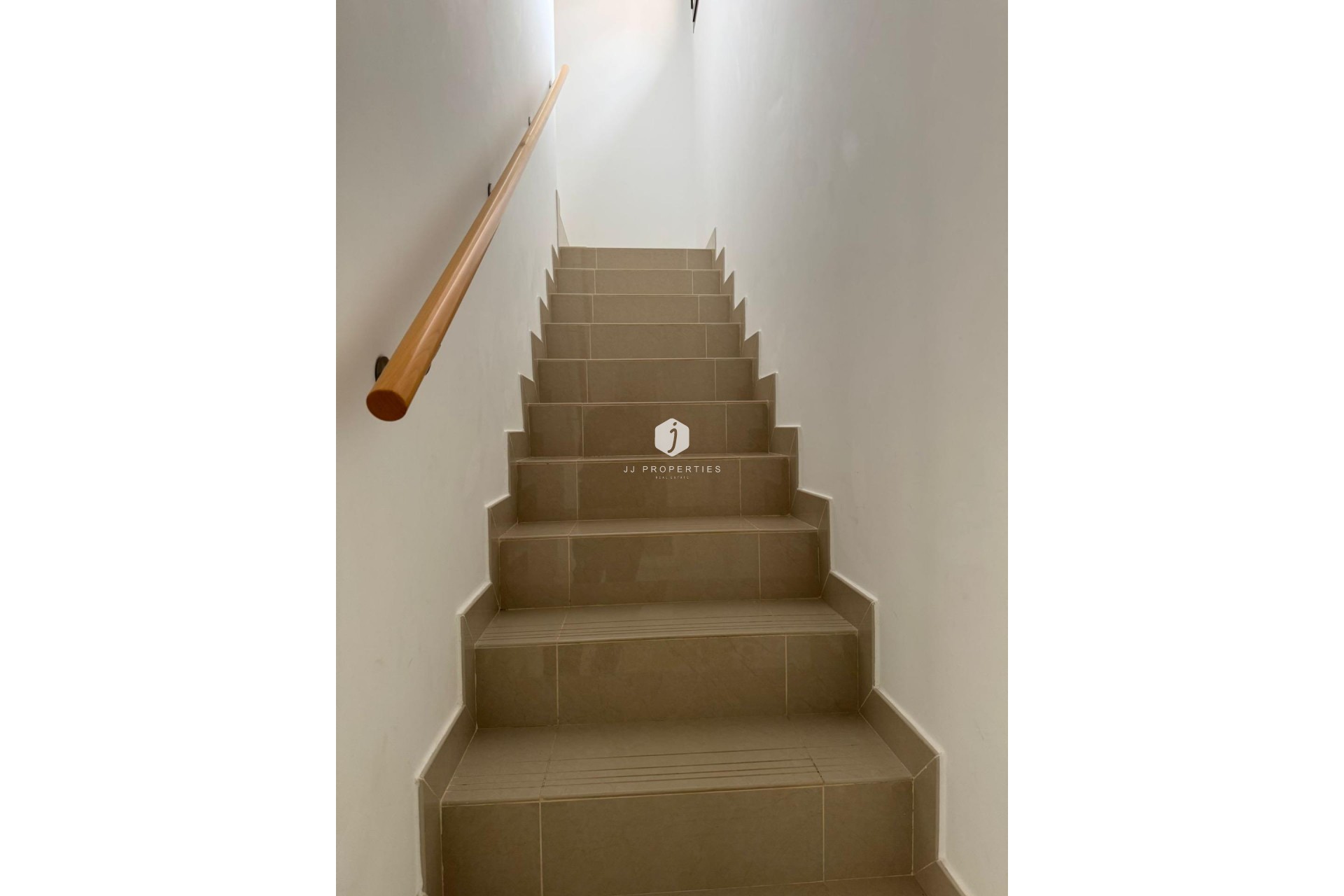 Resale - Chalet -
Torrevieja - Punta prima